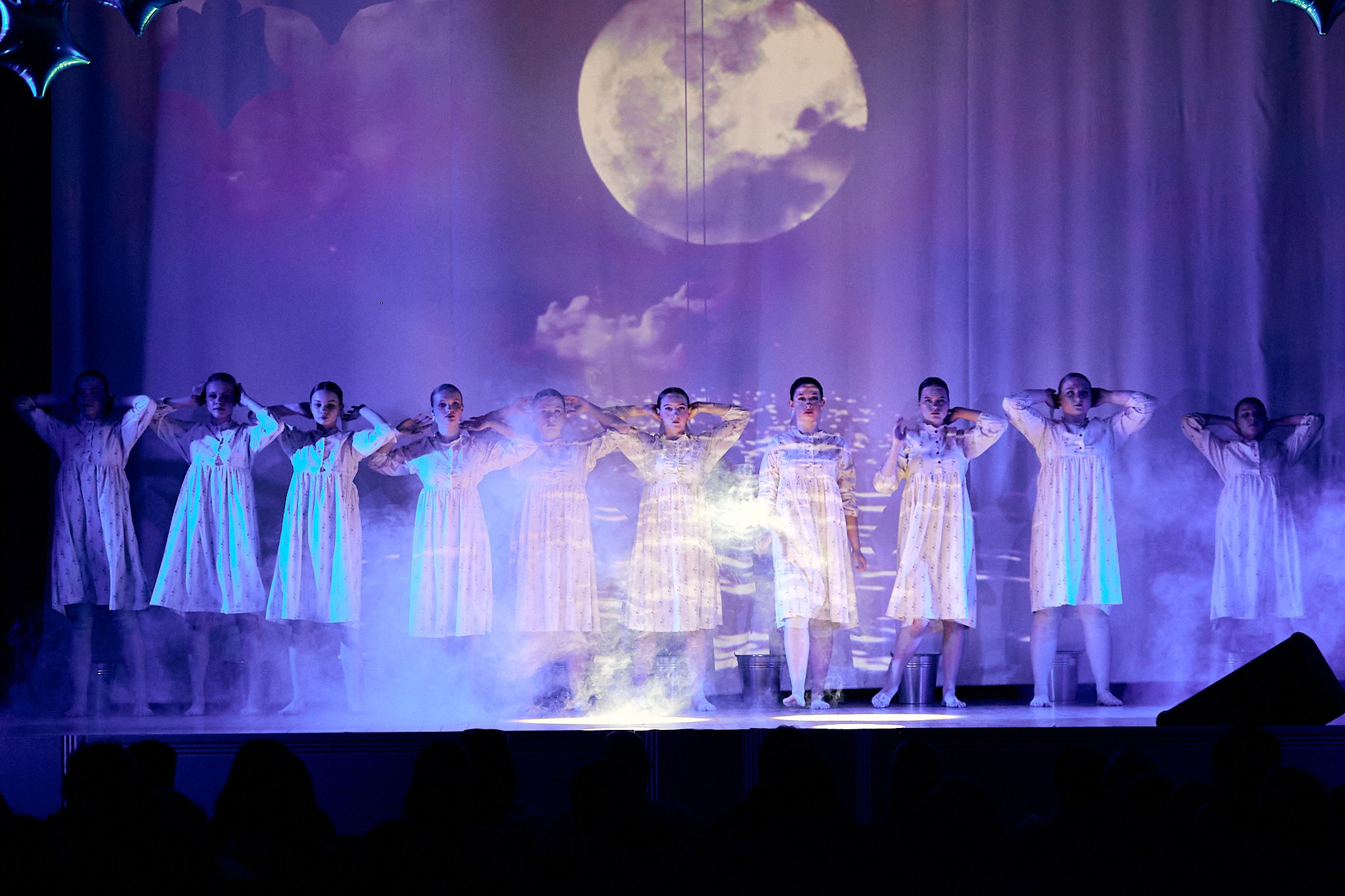 Отчётный концерт ансамбля эстрадного танца «Диско-Альянс». Свадебный фотограф в Александрове