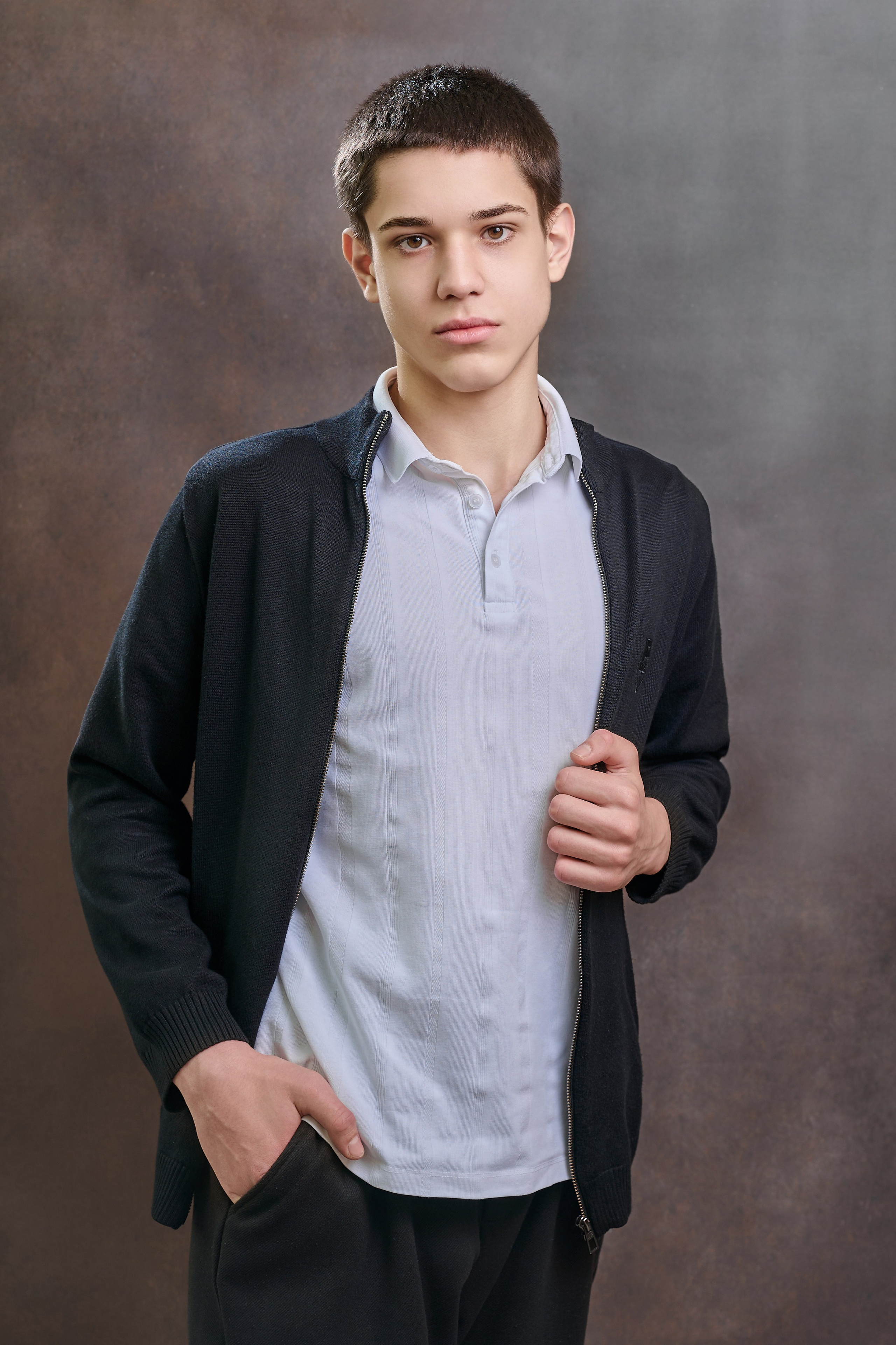 Фотосессия выпускников 9А класса СОШ 1. Школьный и семейный фотограф/видеограф в г. Курганинске