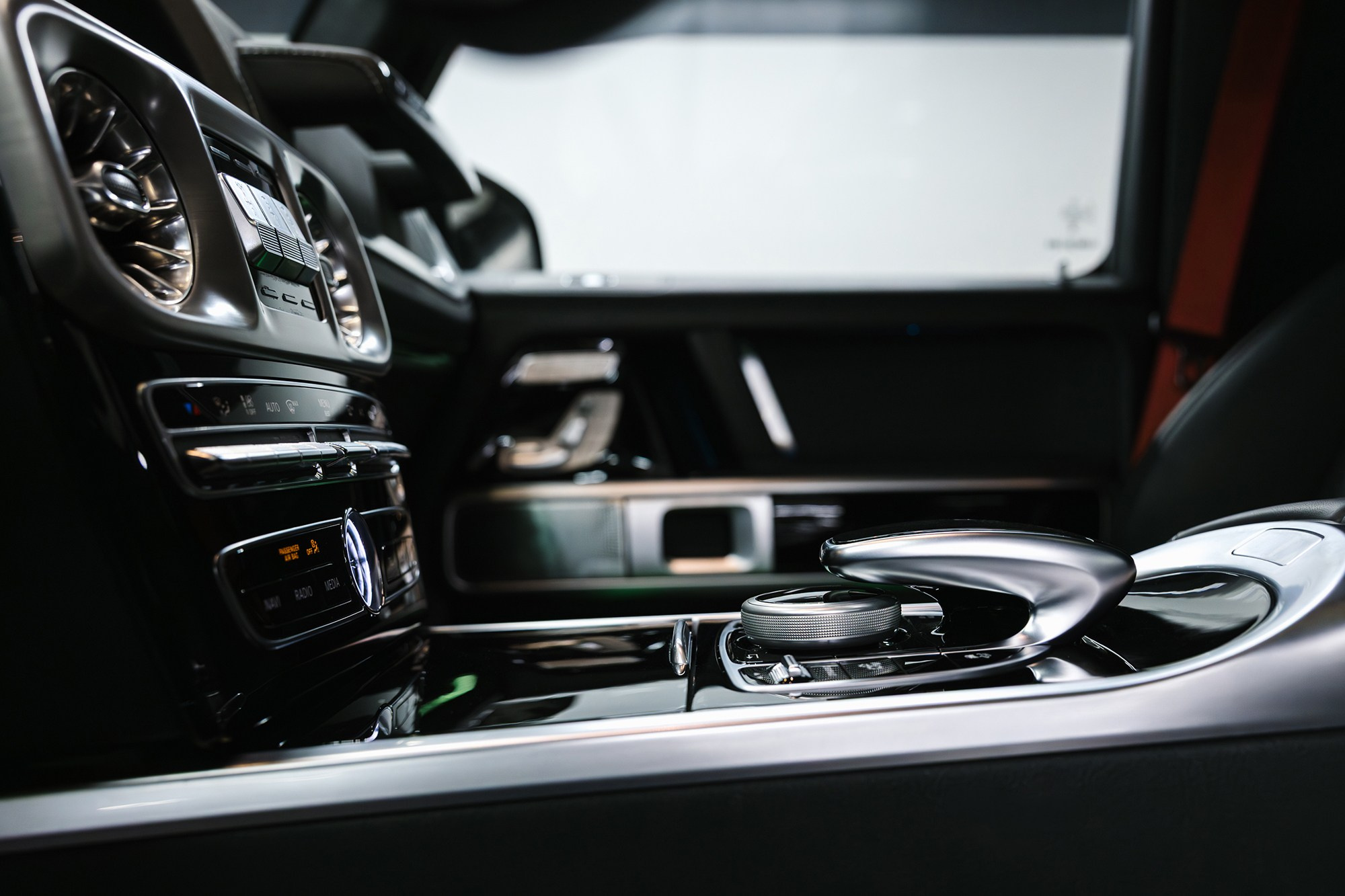 Mercedes-Benz G 400d 2.9 4MATIC 9G-Tronic (330 л. с.) 2023. Автосалон «Х-Авто»