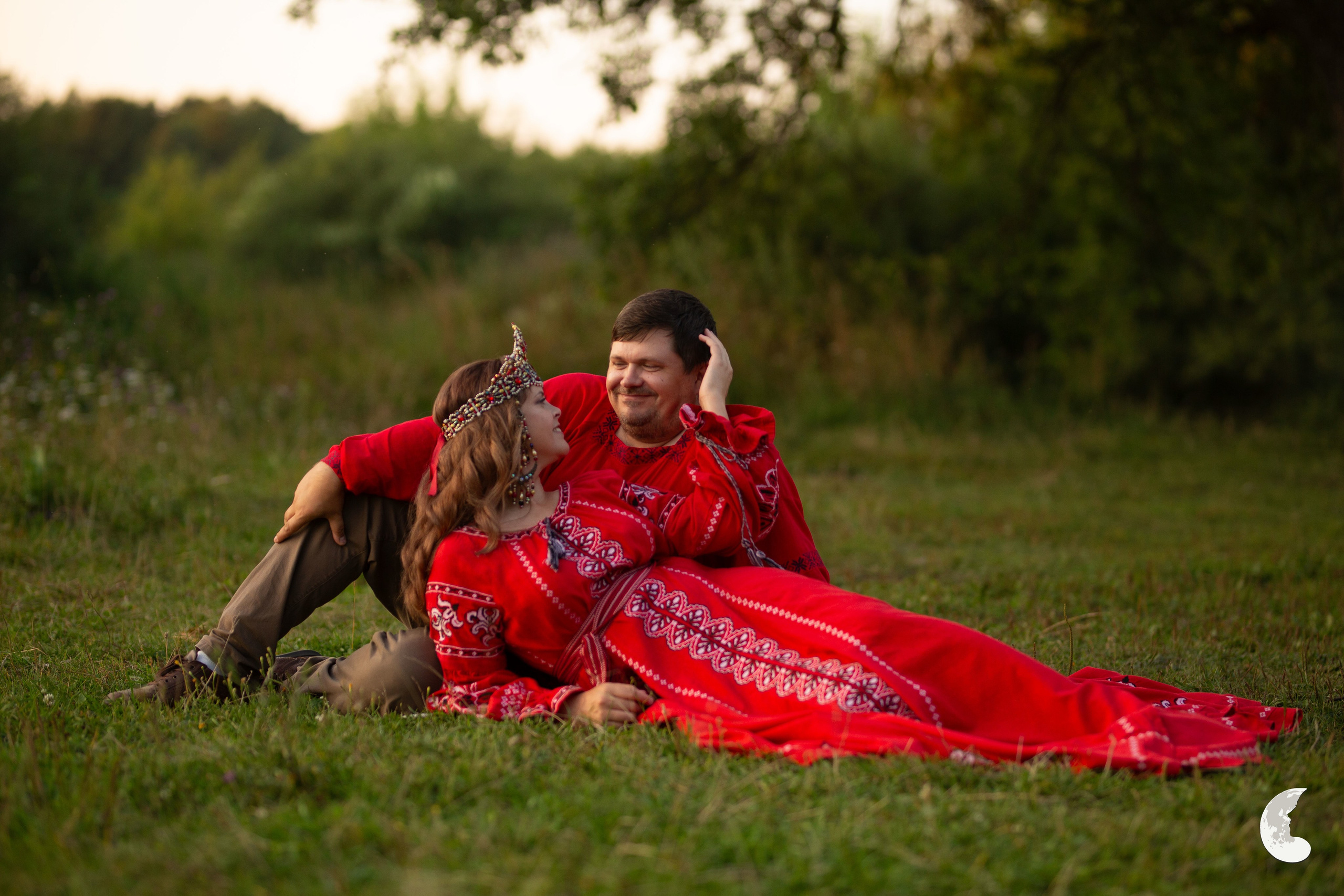 Прокат костюмов в русском стиле в Нижнем Новгороде. Русская и славянская одежда. Современна русская одежда
