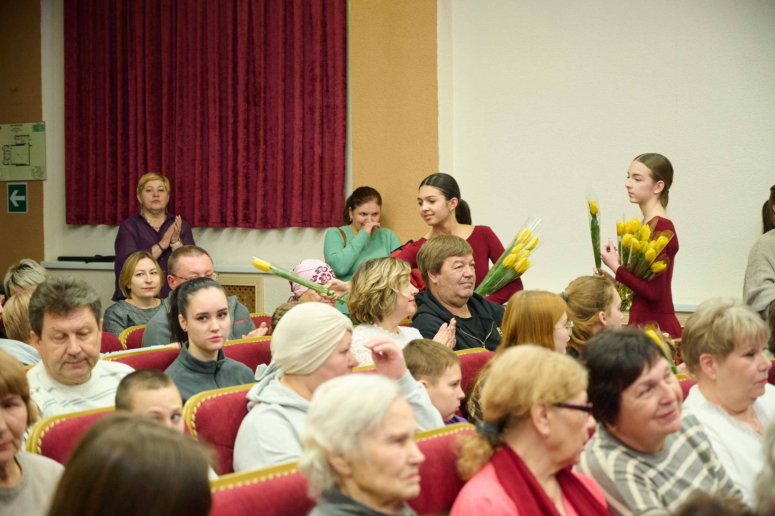 8 марта в Виноградном. Жизнь курорта Кабардинка в фотографиях