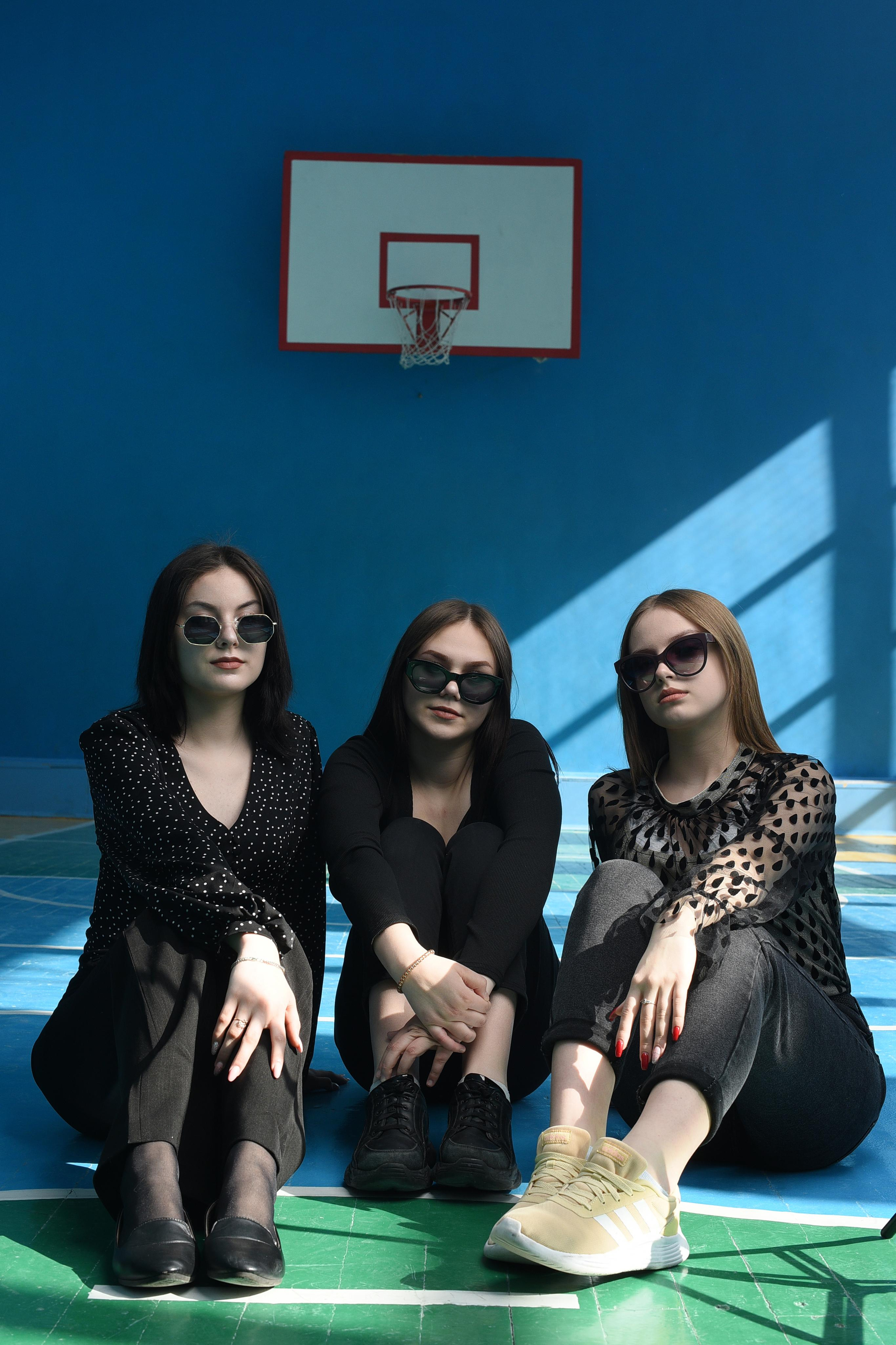 Total. Выпускные альбомы в Кургане, Твой альбом, Книга