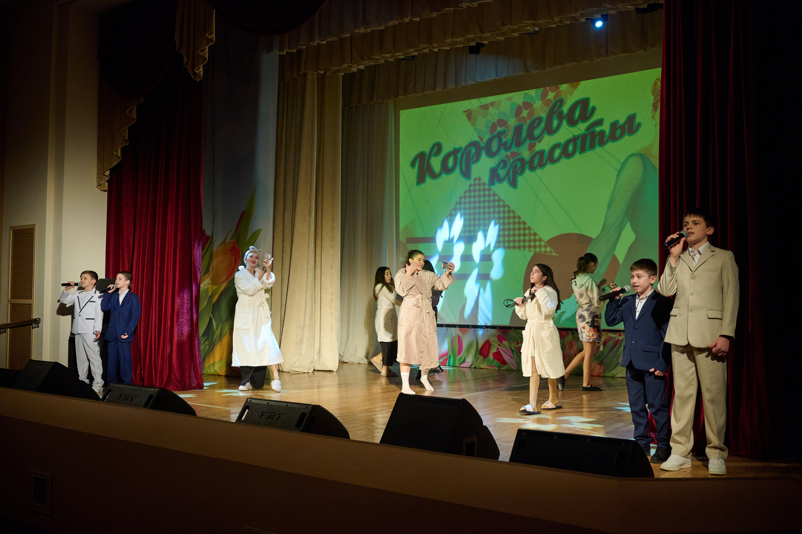 8 марта ДК Кабардинка. Жизнь курорта Кабардинка в фотографиях