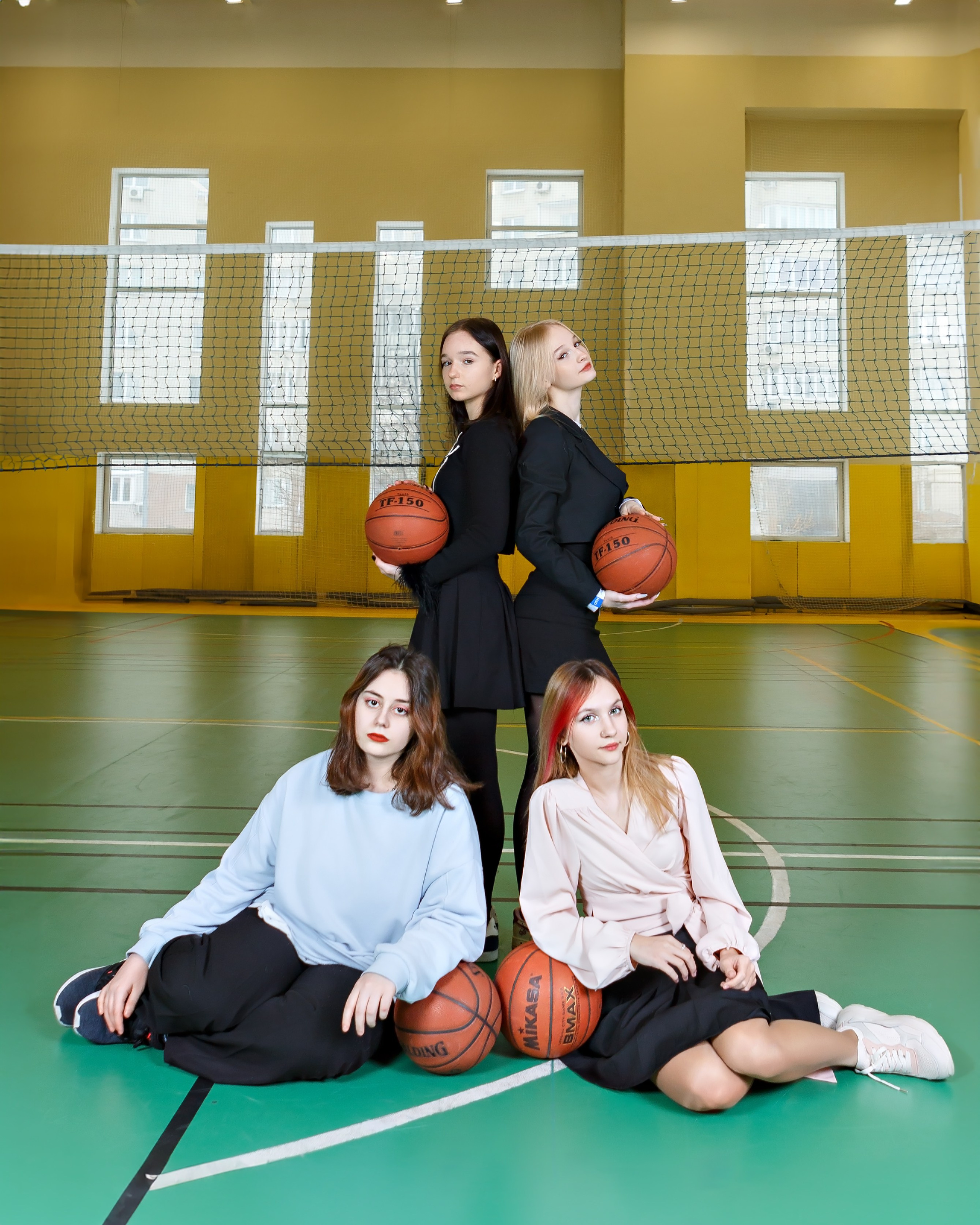 Выпускной альбом для 9 Класса. Выпускные альбомы и школьный фотограф в Подольске, Троицке, Щербинке, Москве и Московской области