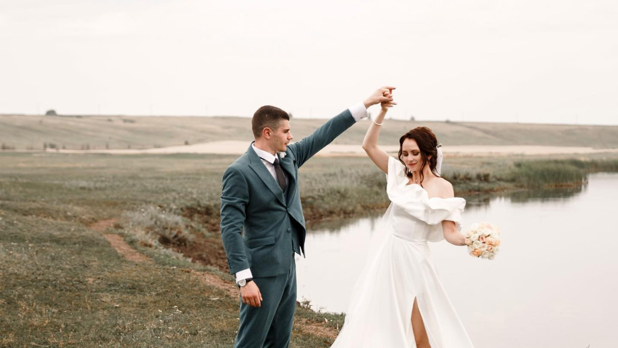 Фотограф в Минске Анна Пиюкова — свадебная, семейная, love story и портретная съёмка
