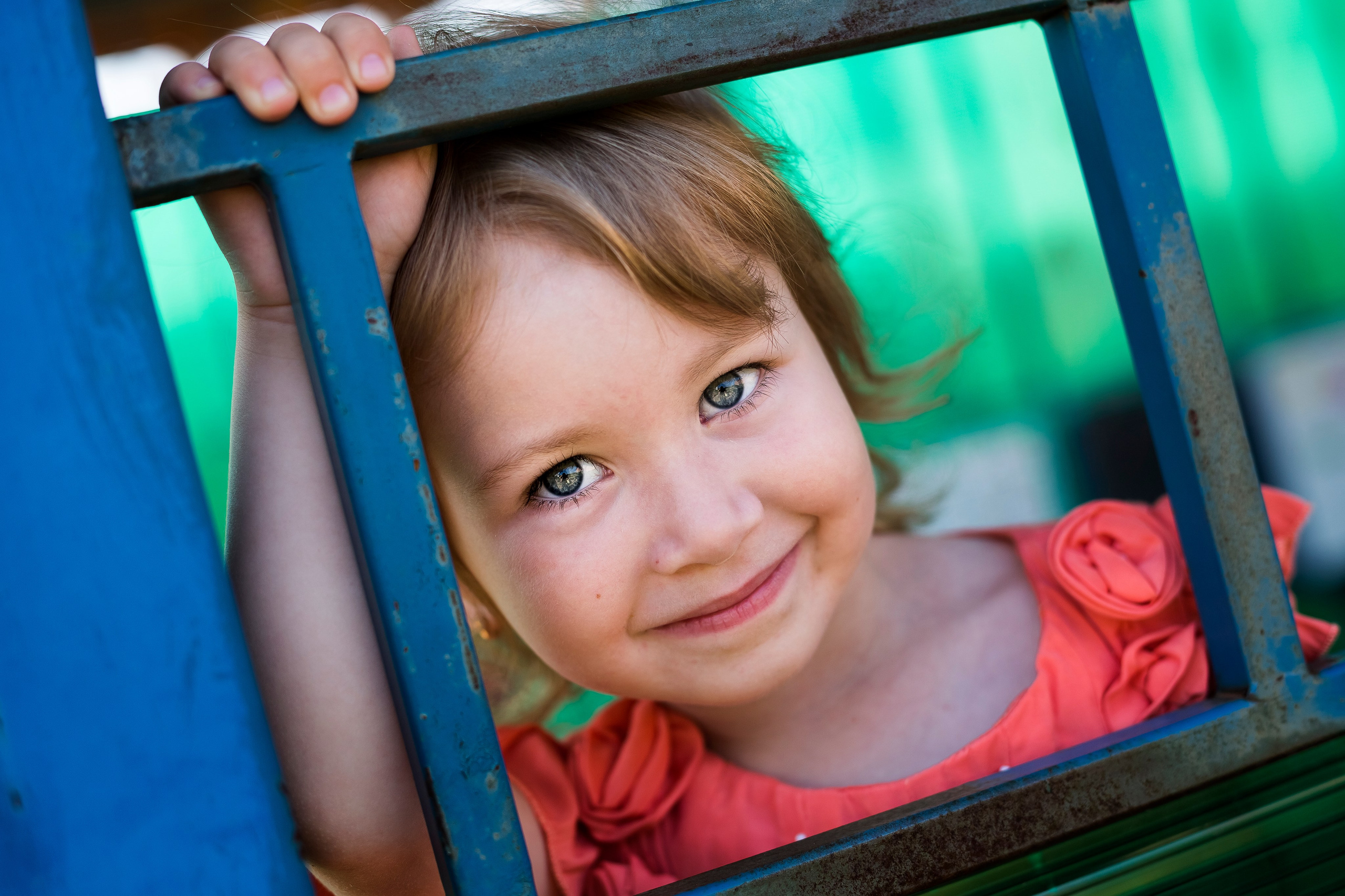 Оксана. Люпины. Семейный и детский фотограф Комина Елена, Власиха, Одинцово