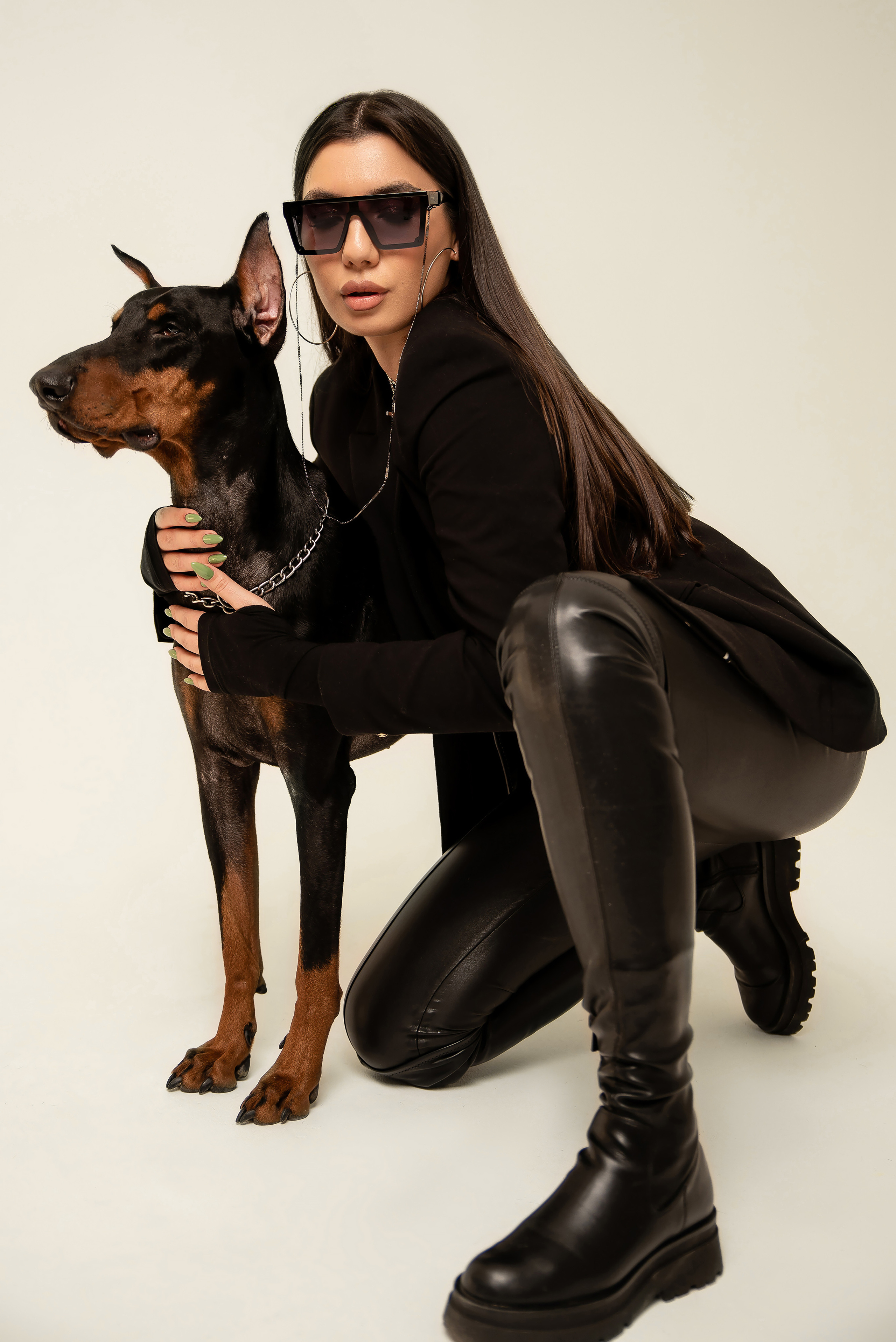 Фотосессия в студии Сочи по доступным ценам. Свадебный фотограф в Абхазии, Сухум, Гагра, Сочи