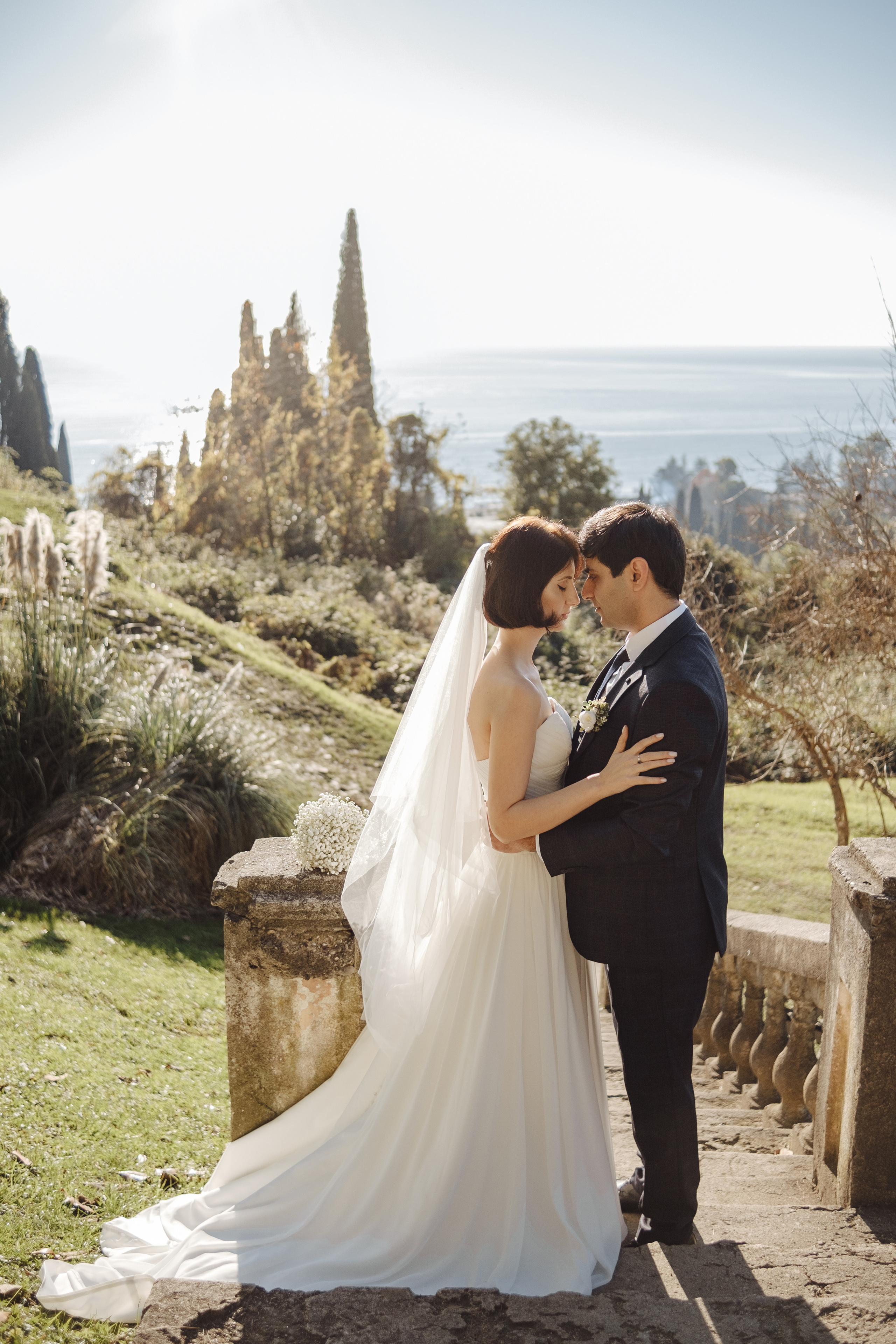 Фотосессия на природе в Новом Афоне. Свадебный фотограф в Абхазии, Сухум, Гагра, Сочи