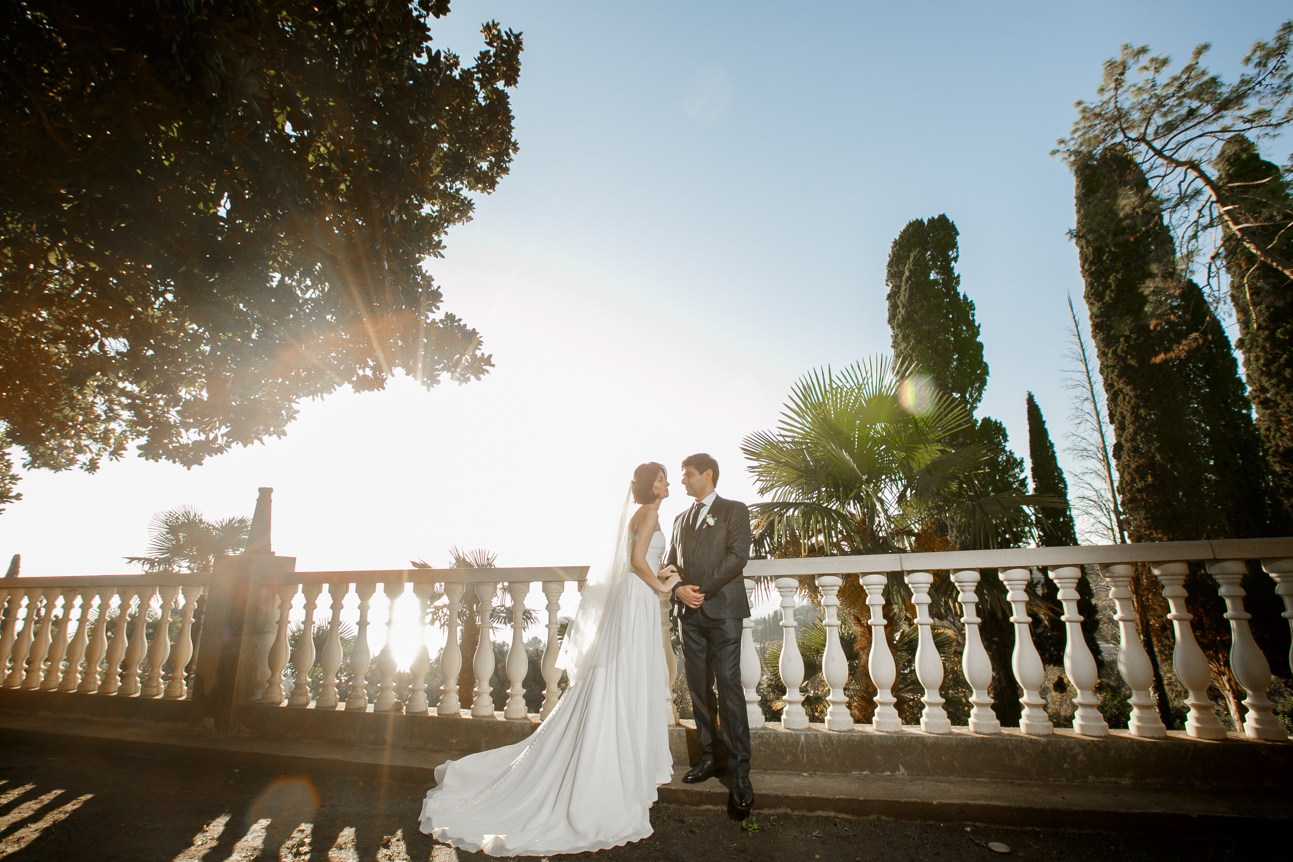 Фотосессия на природе в Новом Афоне. Свадебный фотограф в Абхазии, Сухум, Гагра, Сочи