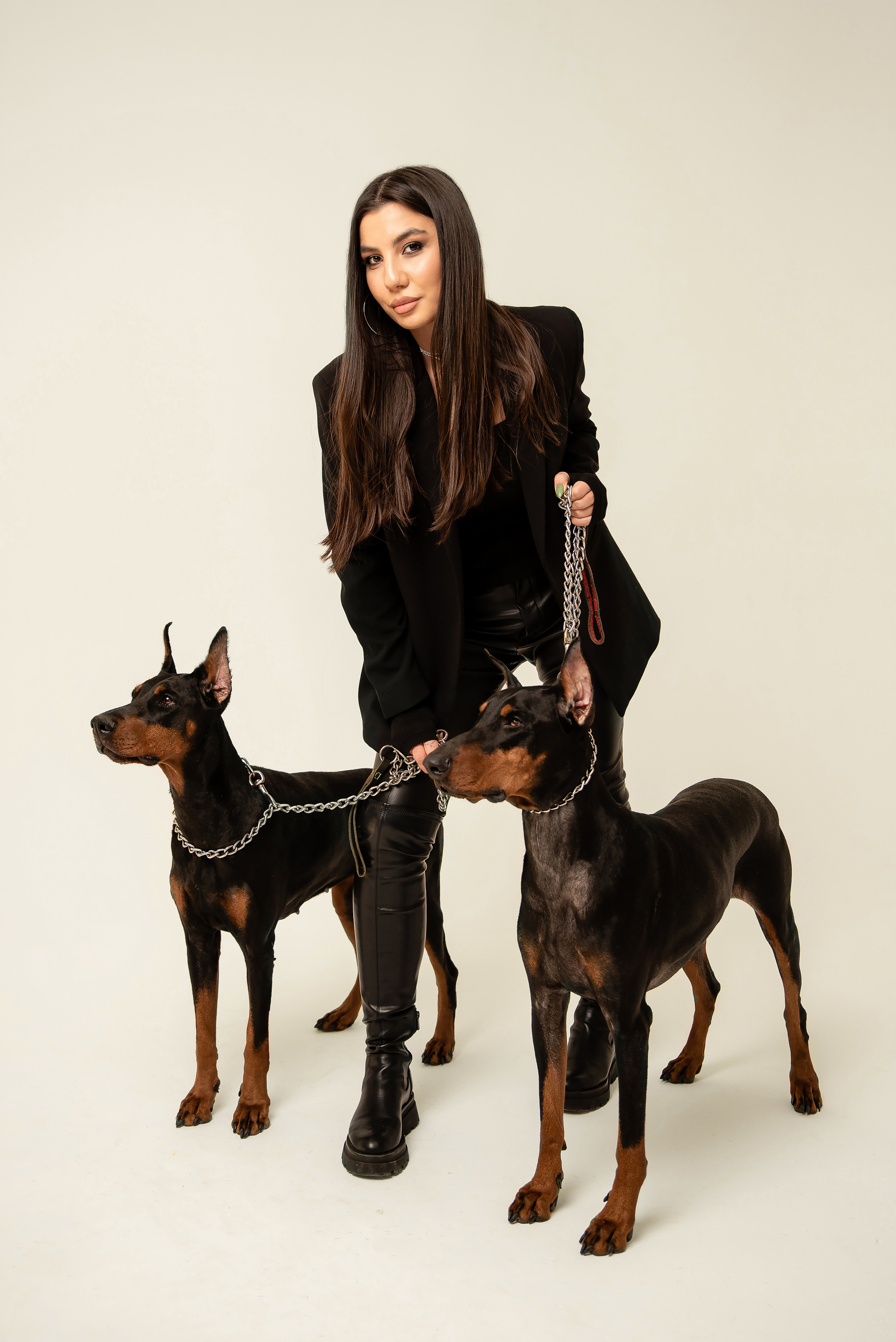 Фотосессия в студии Сочи по доступным ценам. Свадебный фотограф в Абхазии, Сухум, Гагра, Сочи