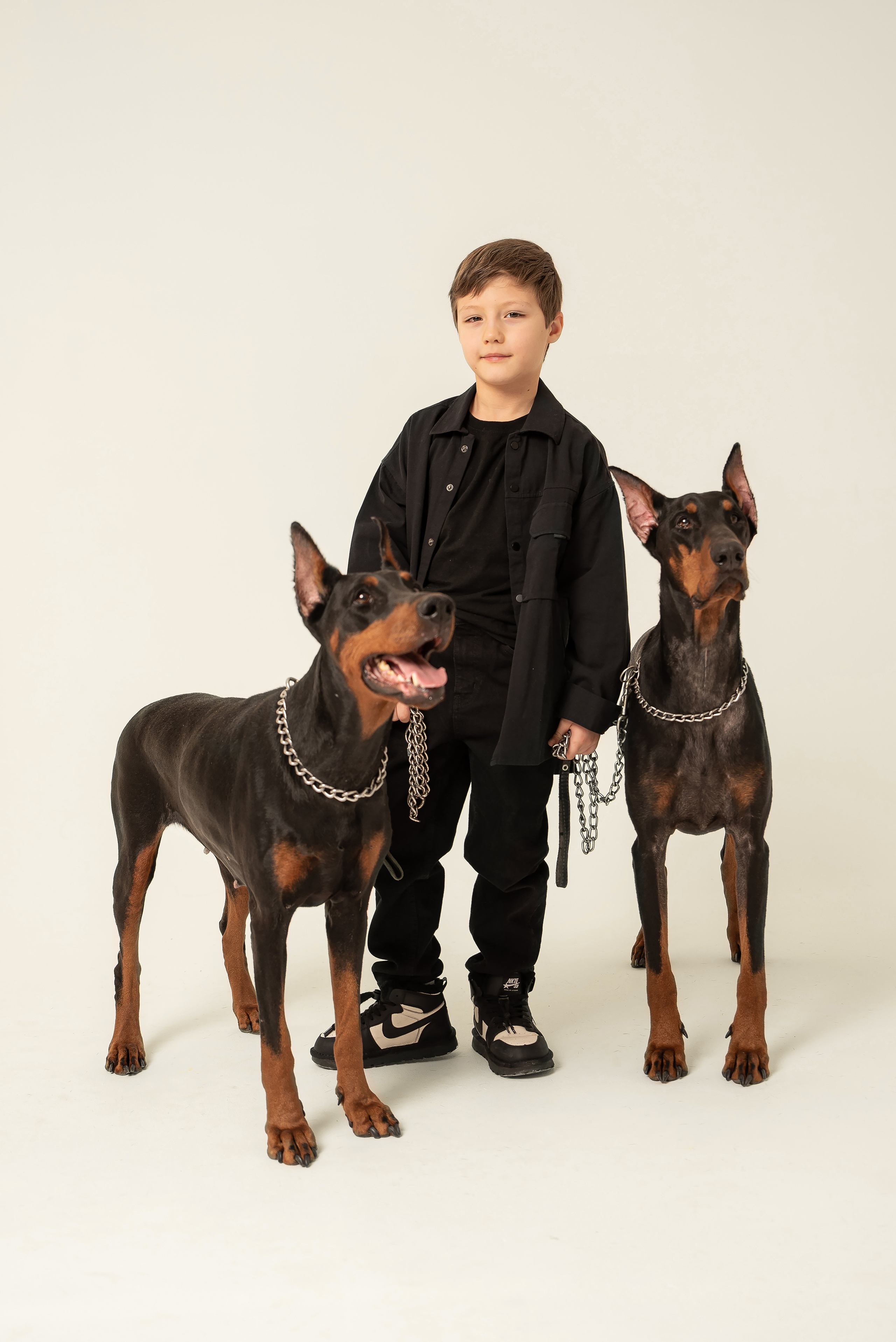 Фотосессия в студии Сочи по доступным ценам. Свадебный фотограф в Абхазии, Сухум, Гагра, Сочи