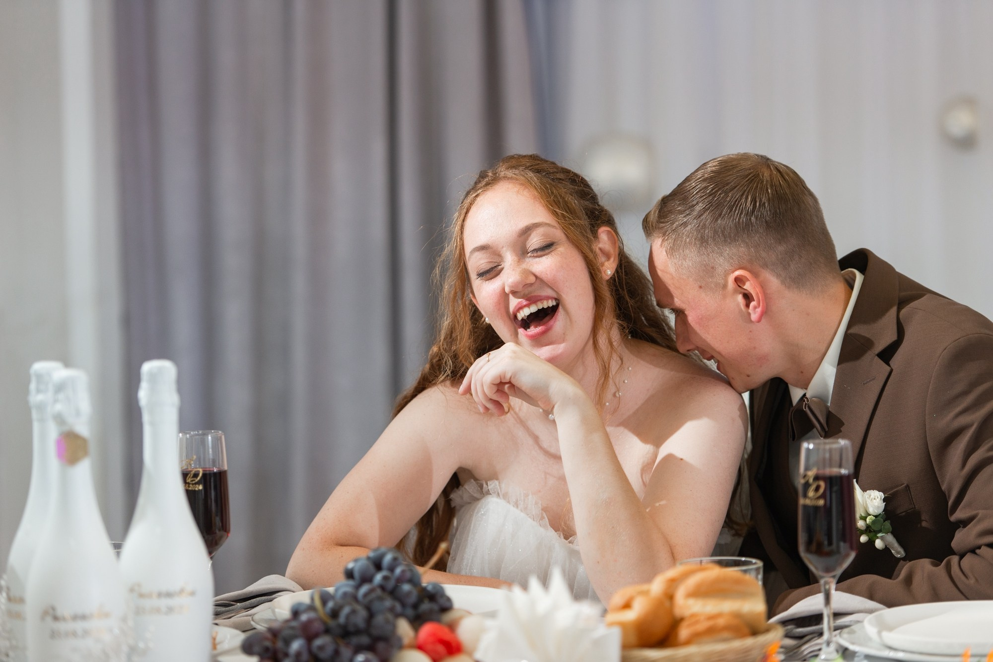 Сияющие молодожёны. Свадебный и семейный фотограф в Омске Мормулев Михаил