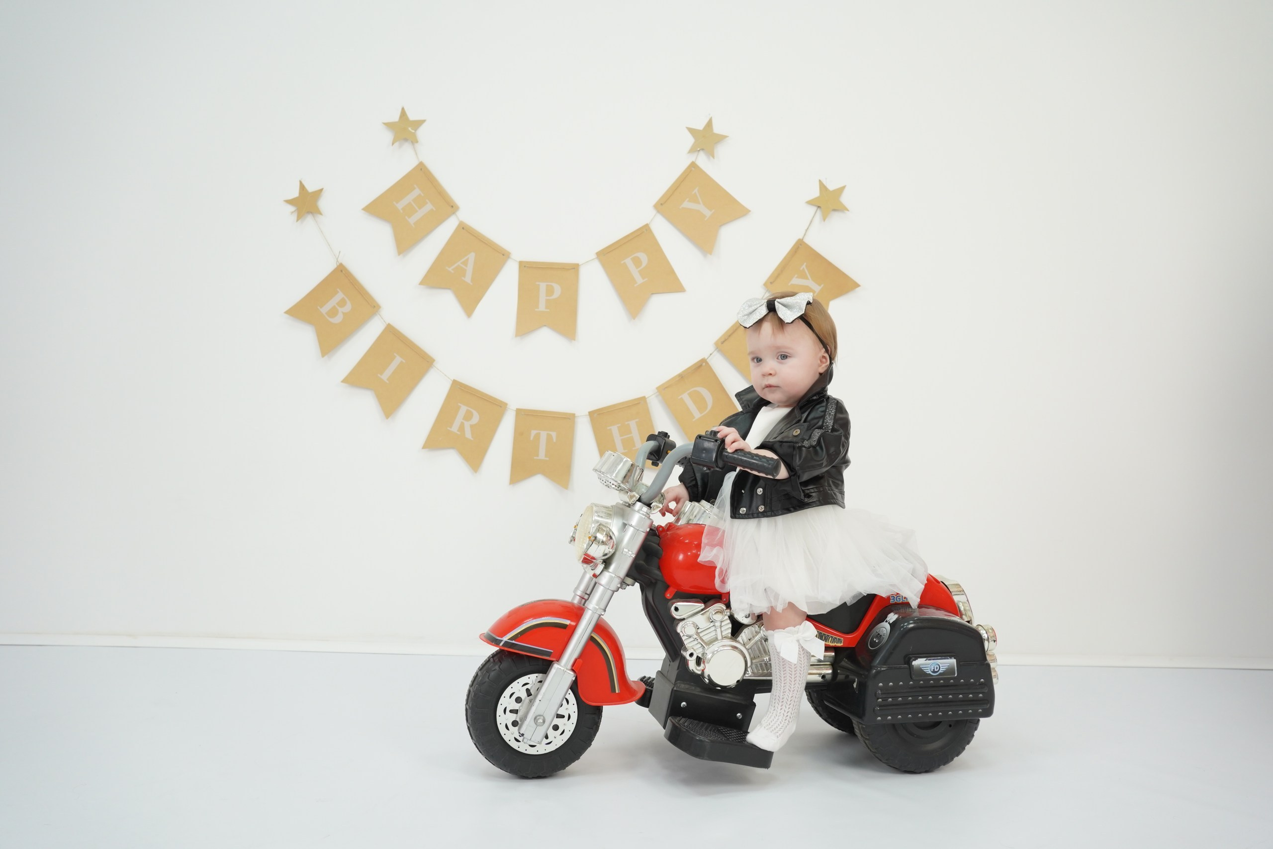 Наши Новые Фотозоны. Детская Фотостудия ГОДОВАСИКИ в Санкт-Петербурге фотосесия на годик