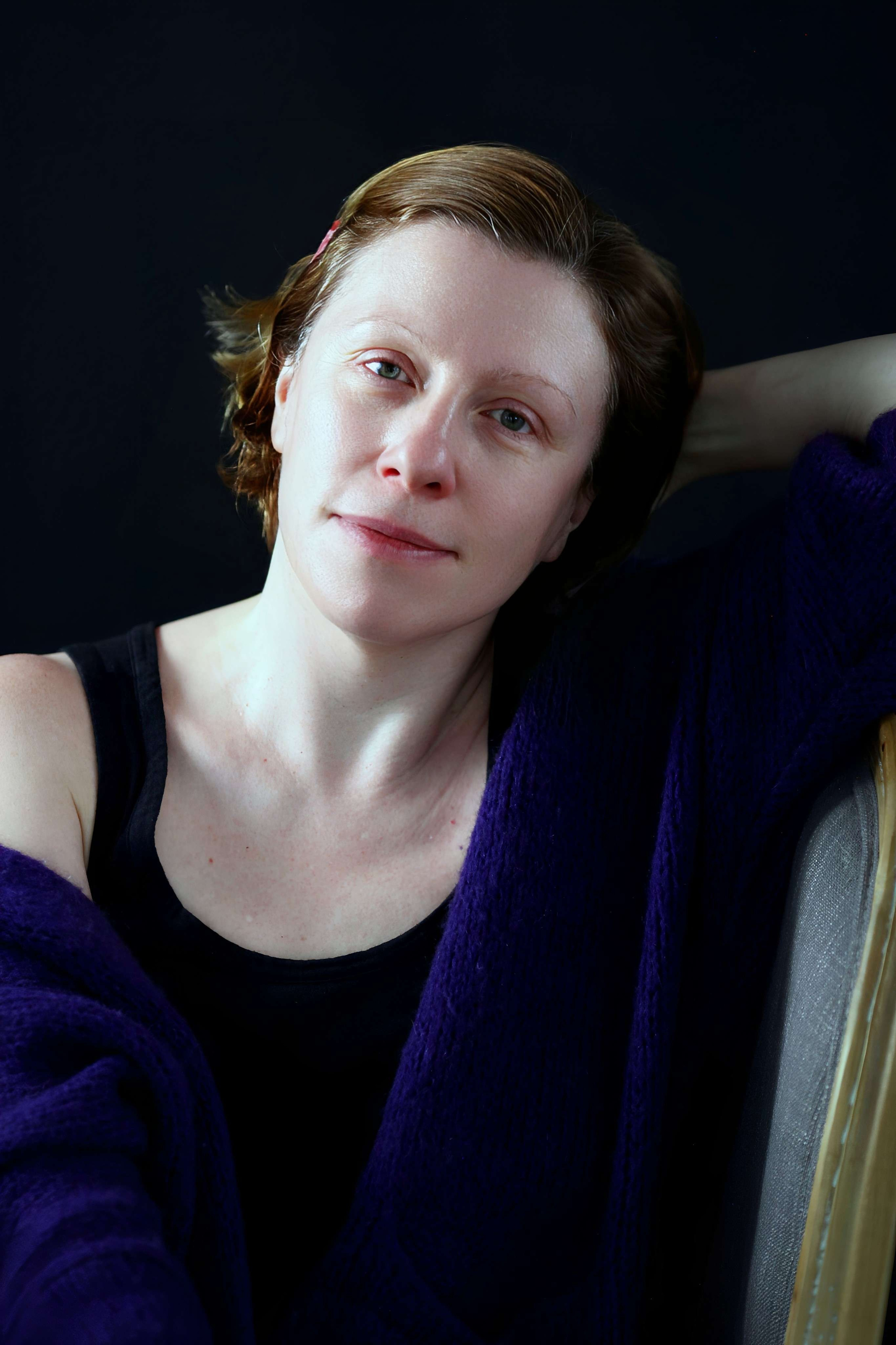 В тени света — студийная фотосессия. Фотограф Эмили Высоцкий