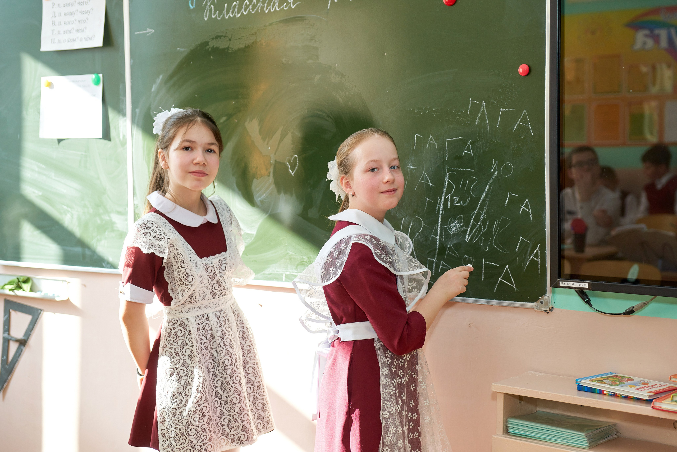 ВЫПУСКНЫЕ АЛЬБОМЫ для начальной школы. Детский фотограф в Комсомольске-на-Амуре