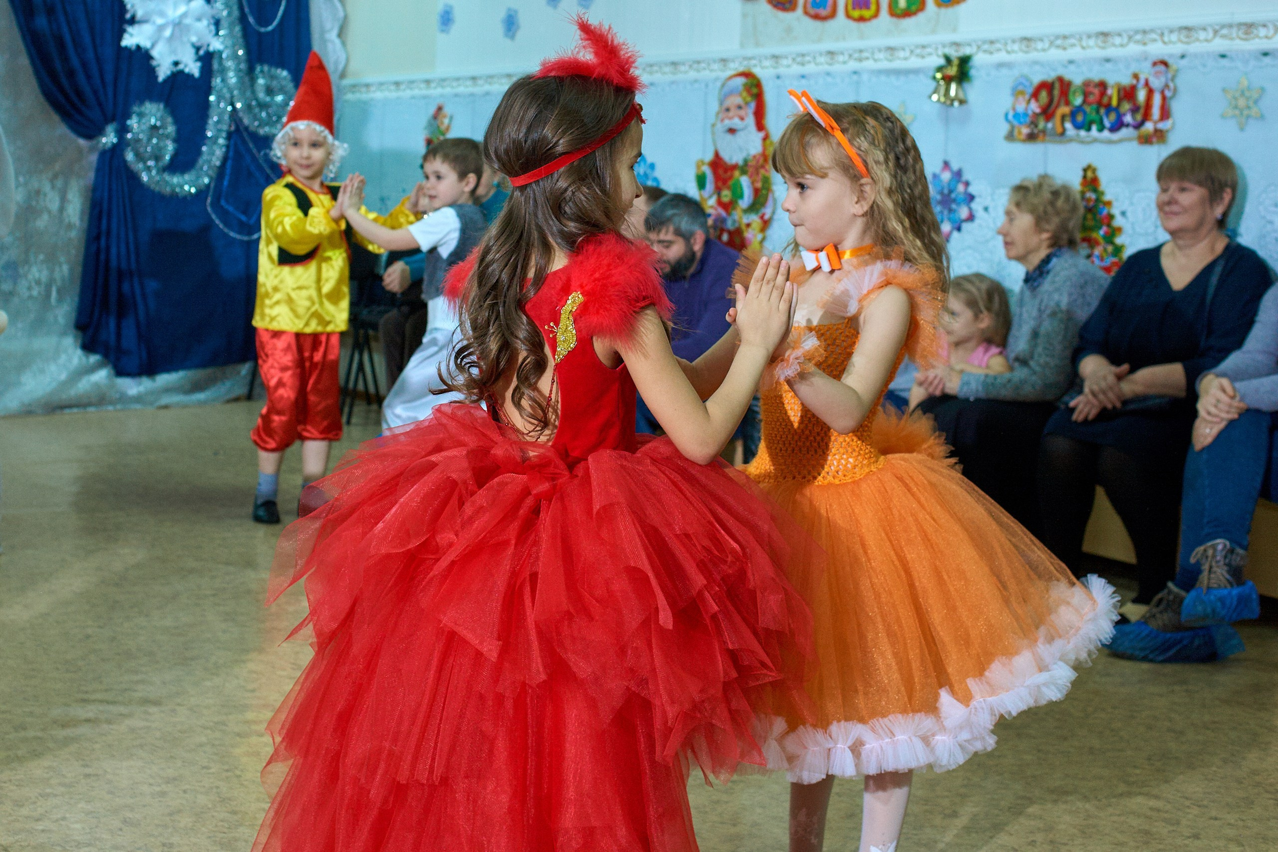 Новогодний утренник. Выпускной альбом Новосибирск