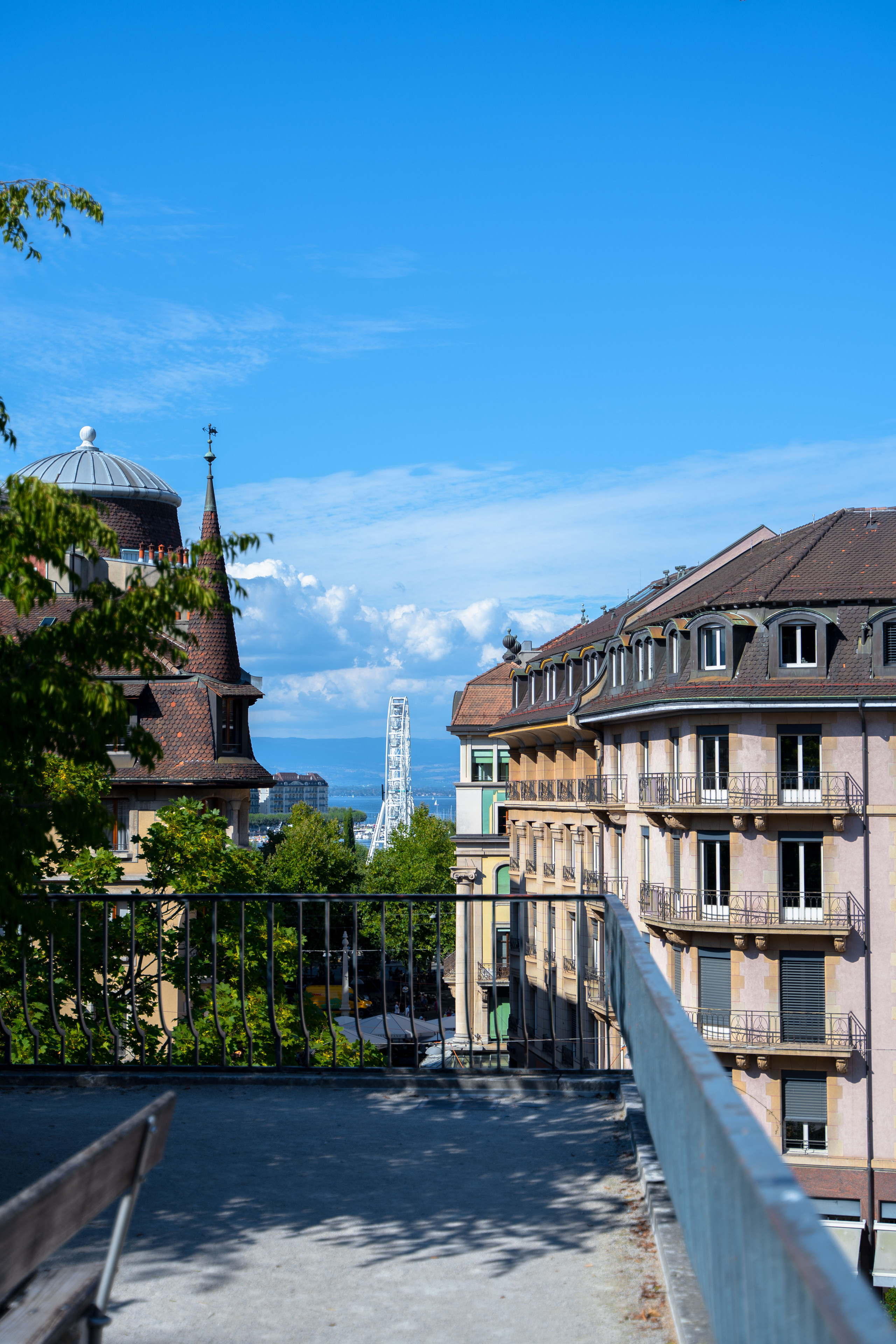 Places for a photo shoot in Geneva: around St. Pierre Cathedral. Professional Wedding Photographer Geneva & Romande Switzerland | Tanya Creator