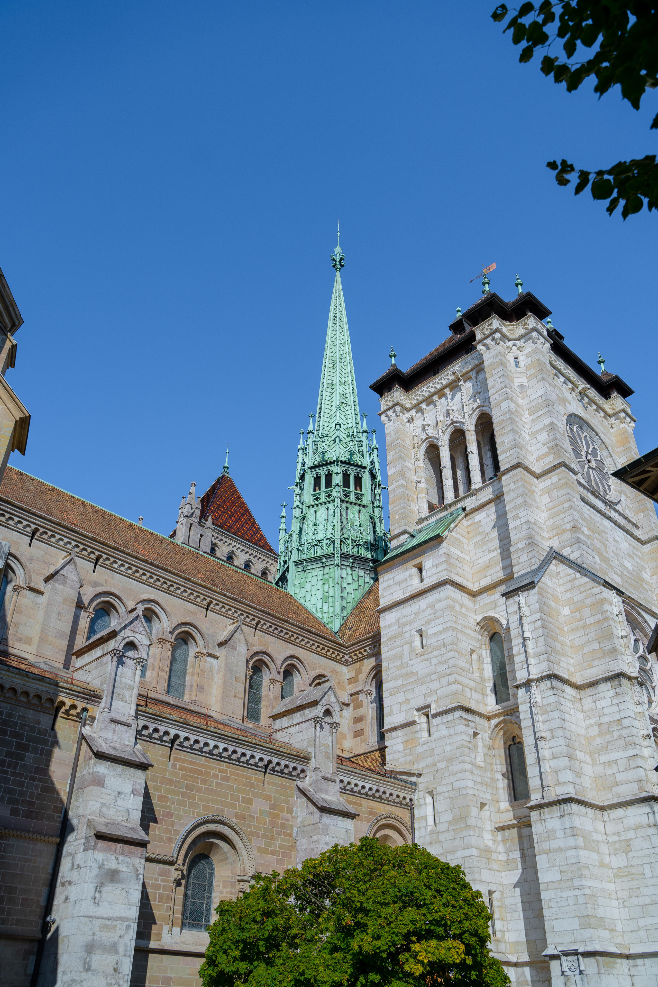 Places for a photo shoot in Geneva: around St. Pierre Cathedral. Professional Wedding Photographer Geneva & Romande Switzerland | Tanya Creator