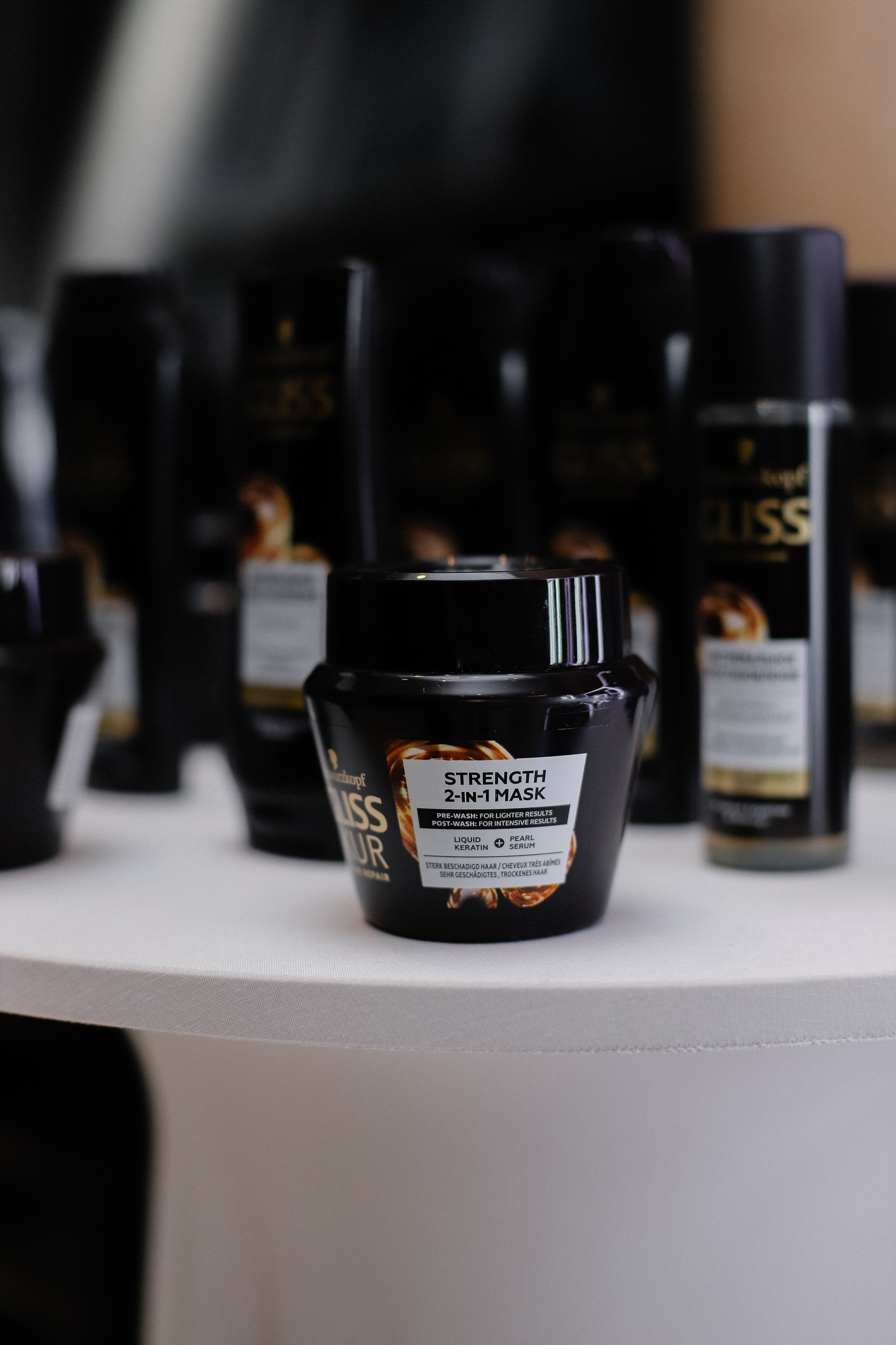 27.10 FWA зона Schwarzkopf и Perwoll. Фотограф в Алматы и Москве Даша Пушкина