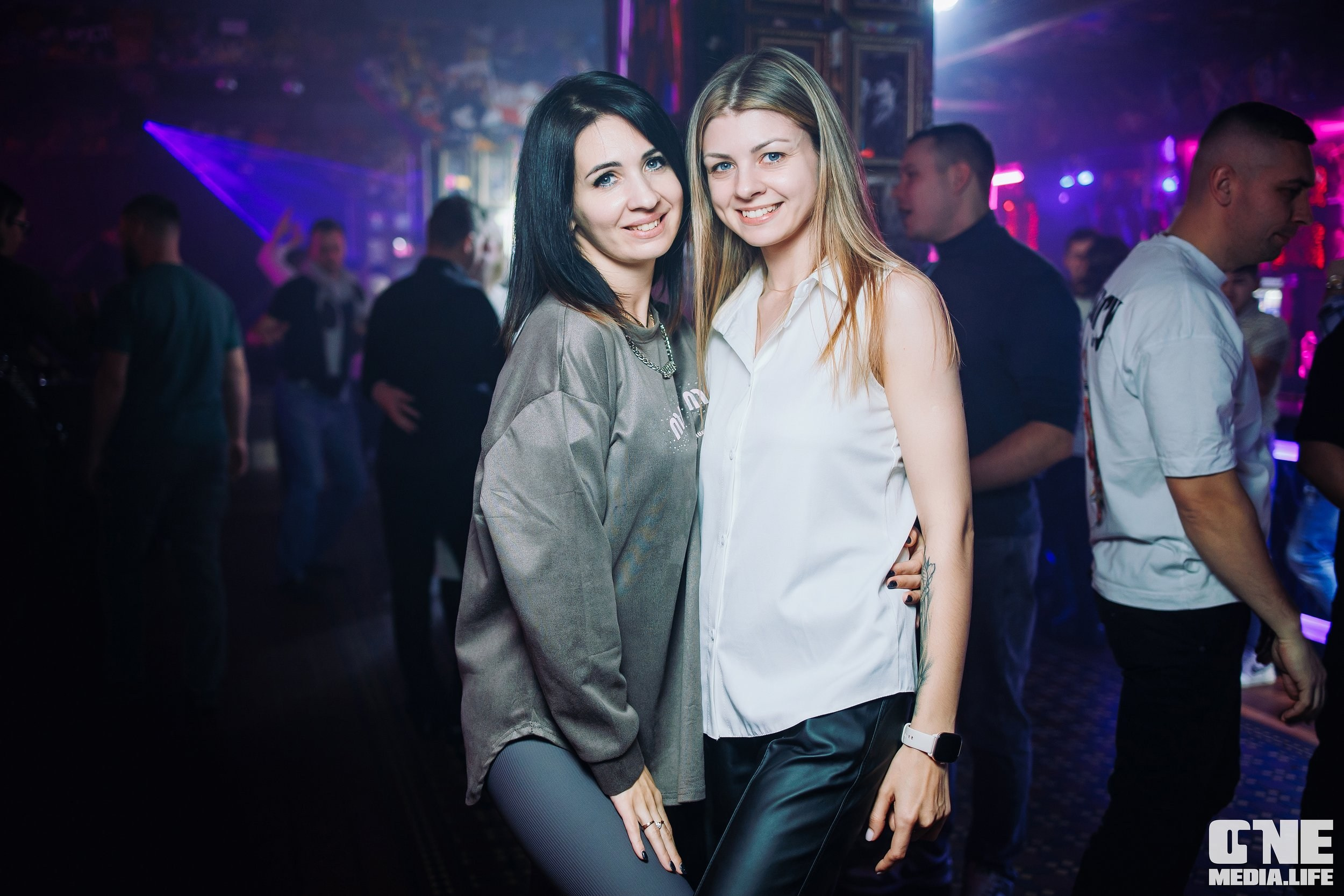 Фоторепортаж из бара XxxX. One Media Life: фоторепортажи, фотоотчеты с мероприятий и заведений