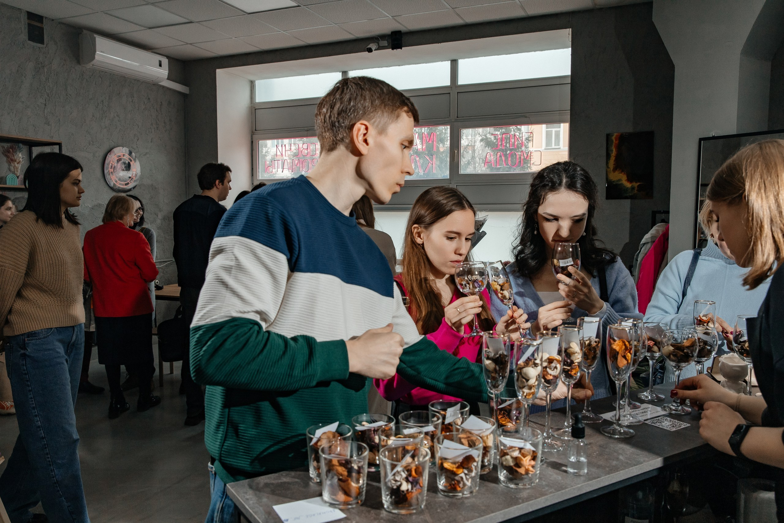 День открытых дверей в студии AROMALAGE — творчество и вдохновение