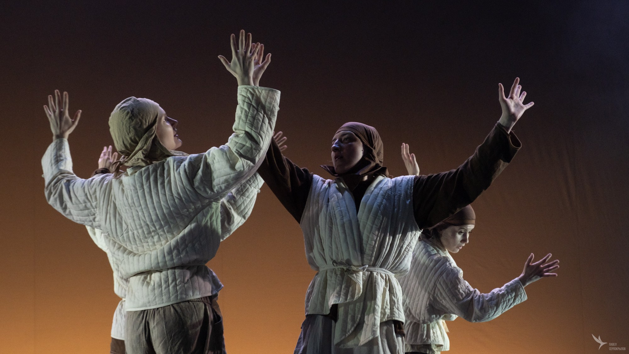 Физический театр «balballar». Объединение «Алиф». Репортажный фотограф в Казани Павел Серпокрылов