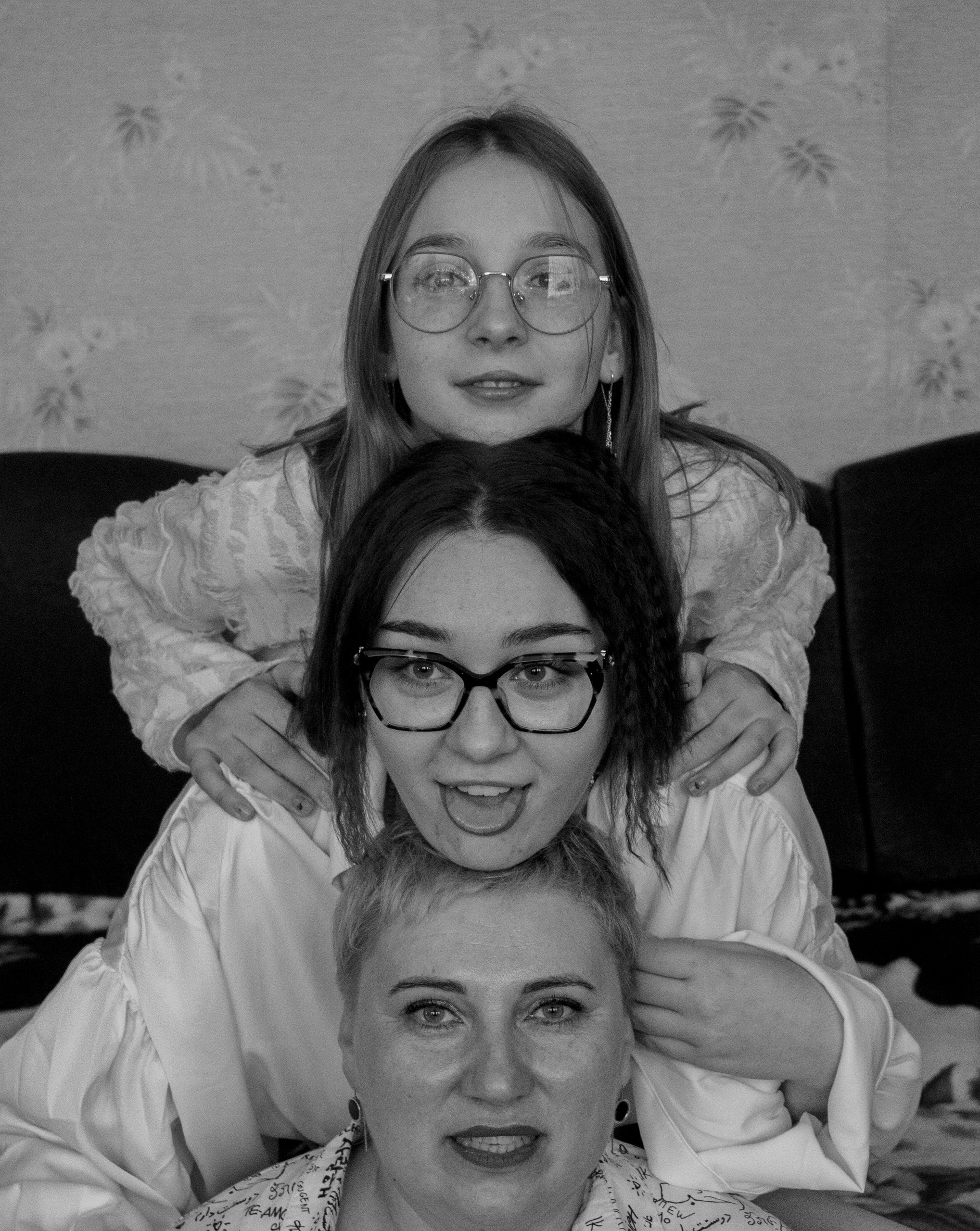 Четыре поколения в одном объективе или как я ездила в Егорьевск. Фотограф про чувства Варя Сильвестрова, Москва