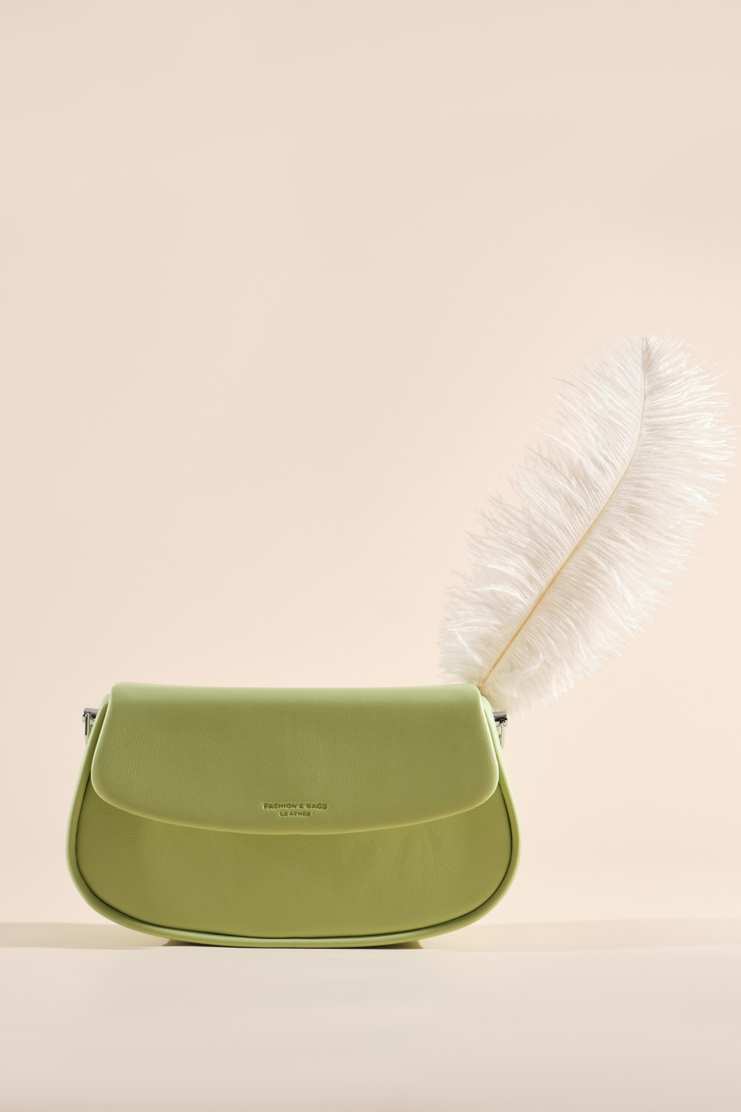 Рекламная съемка для сумок