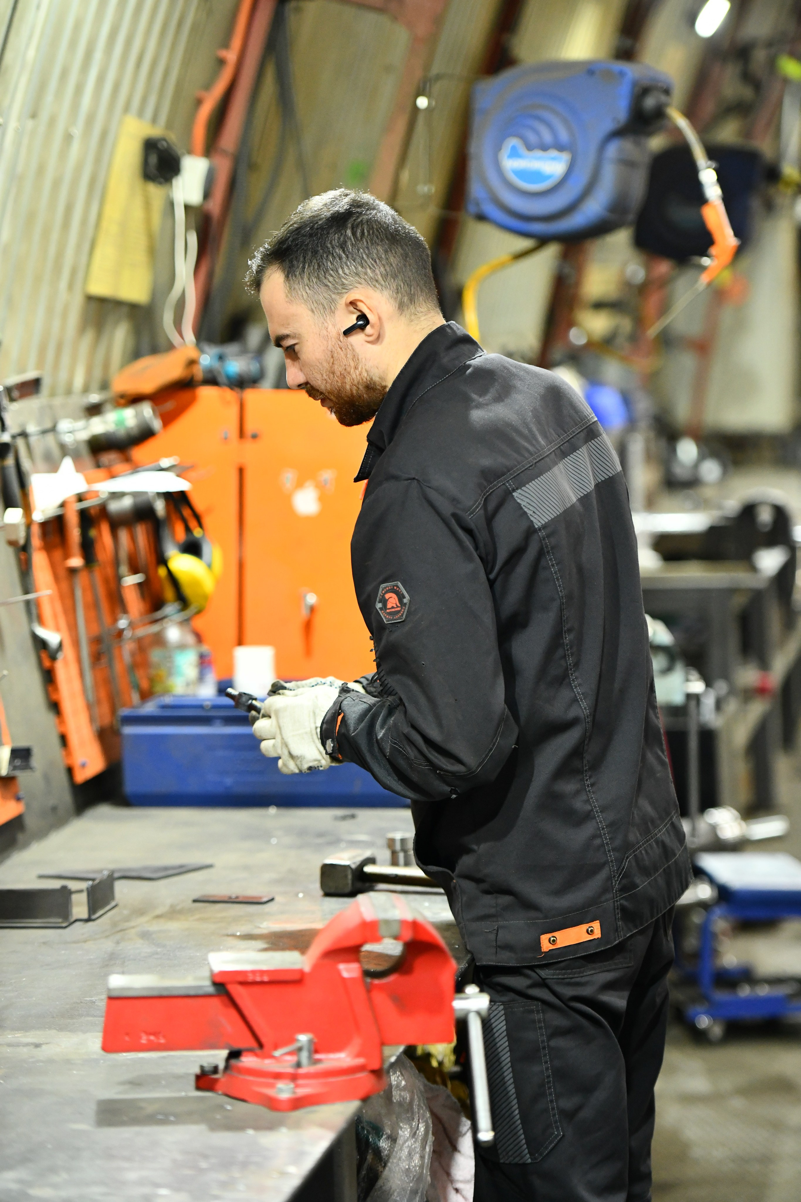 Репортаж с экскурсии на Завод ТРОМ. Репортажный и семейный фотограф — Шелихов Сергей