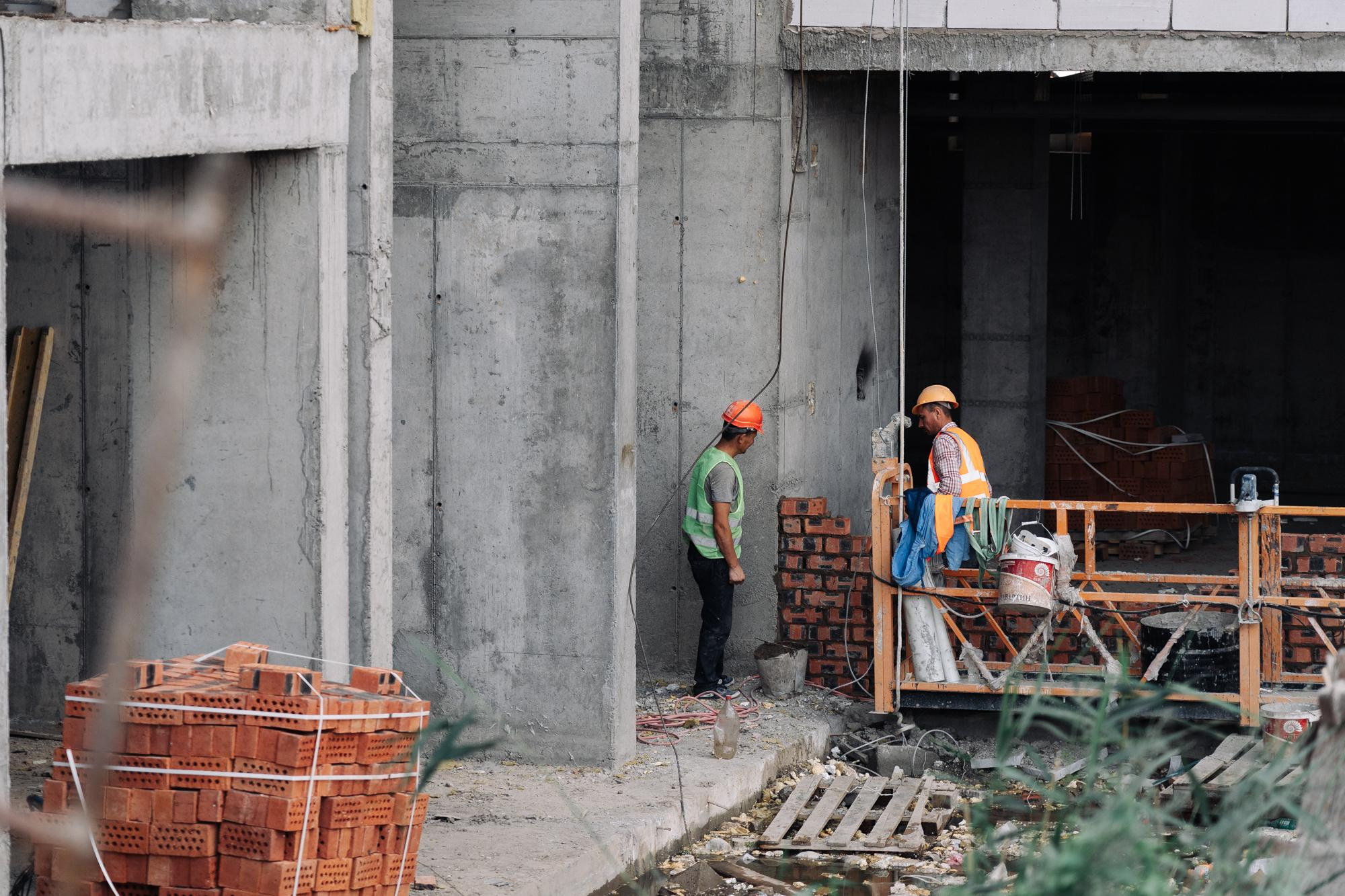 Фотоотчет: строительство жилого комплекса «Шахристан»