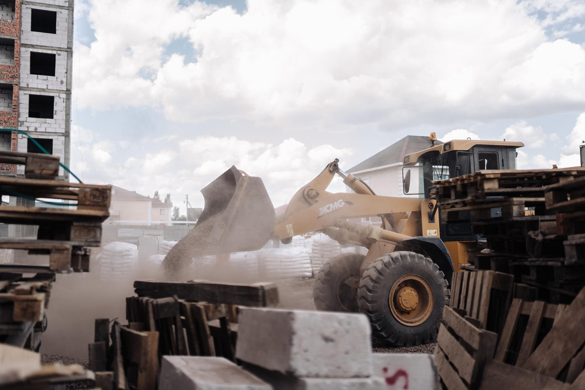 Фотоотчет: строительство жилого комплекса «Шахристан»