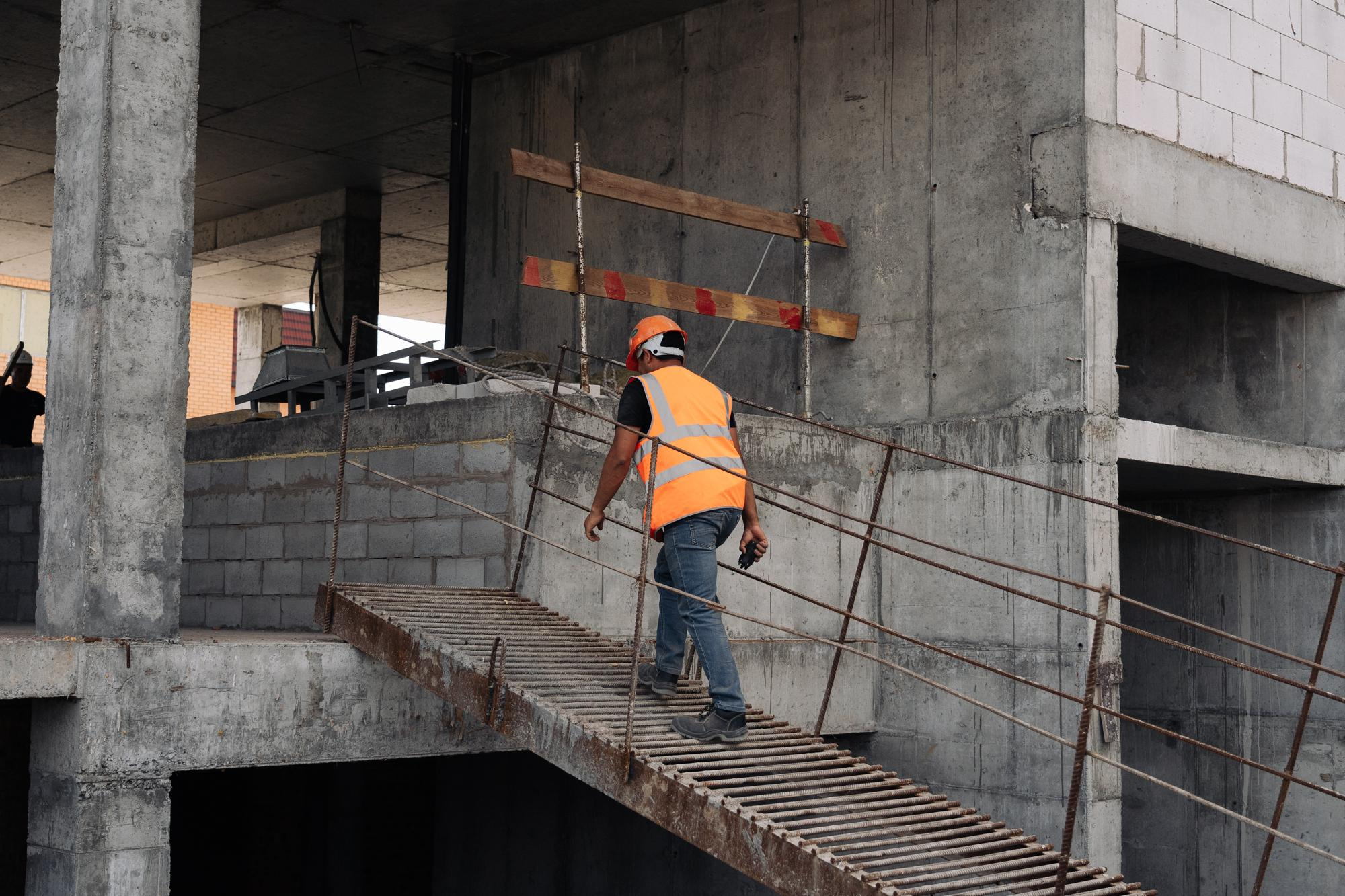 Фотоотчет: строительство жилого комплекса «Шахристан»