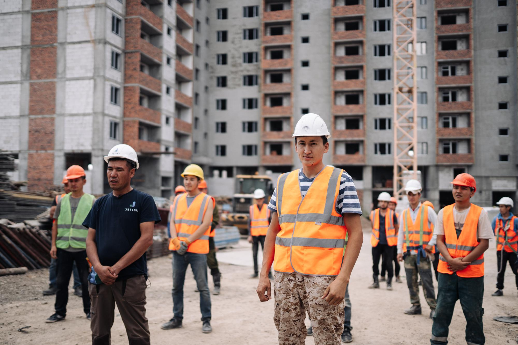 Фотоотчет: строительство жилого комплекса «Шахристан»