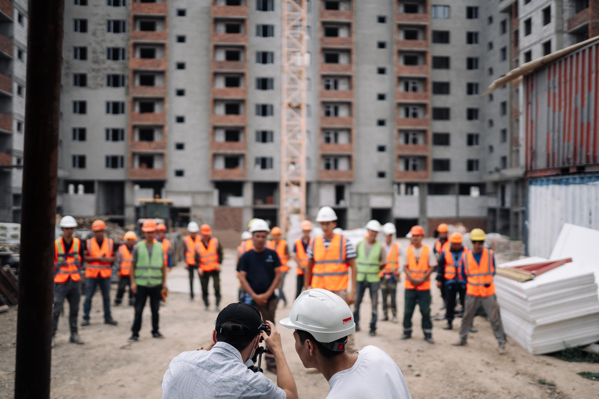 Фотоотчет: строительство жилого комплекса «Шахристан»