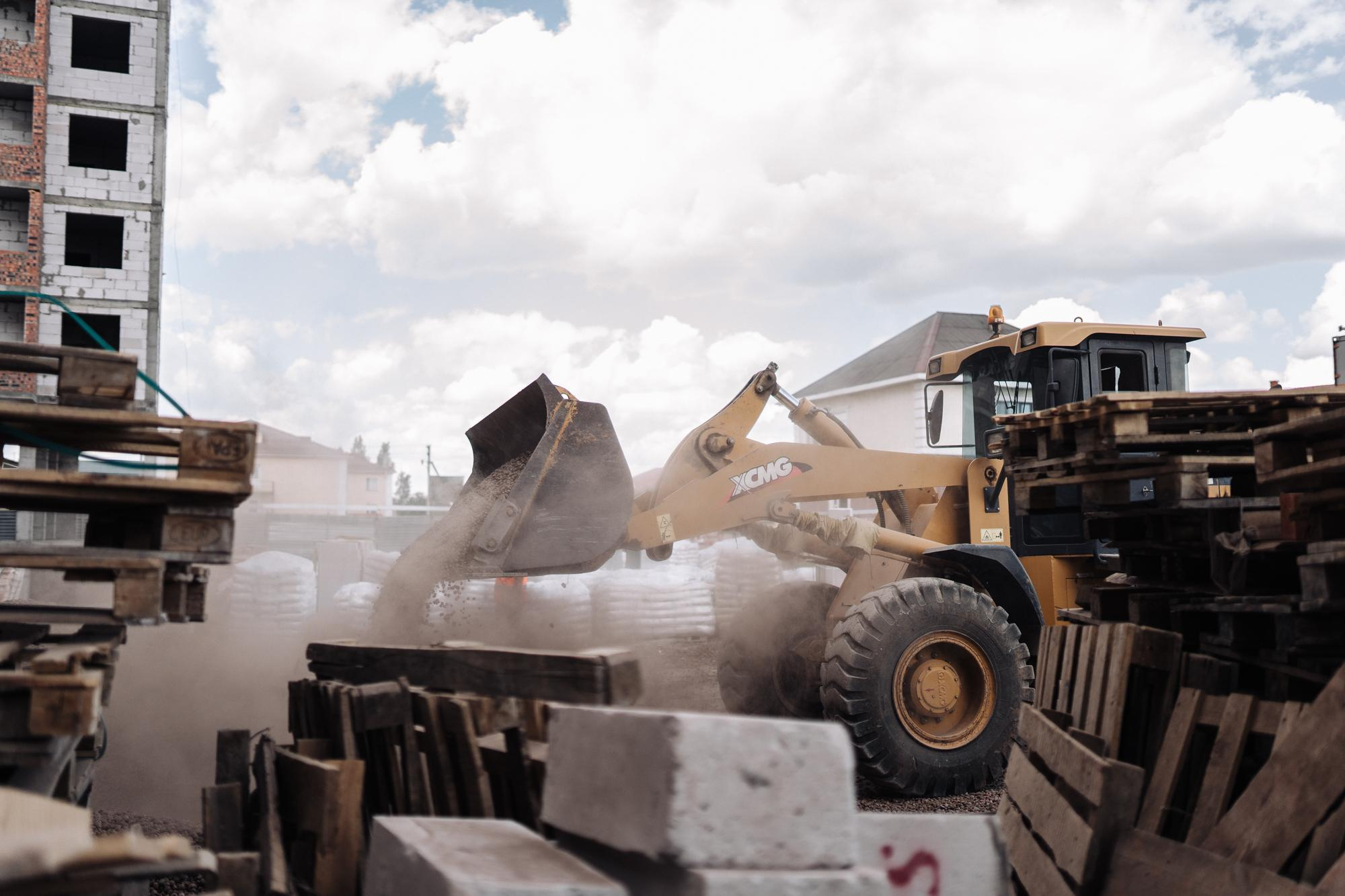 Фотоотчет: строительство жилого комплекса «Шахристан»