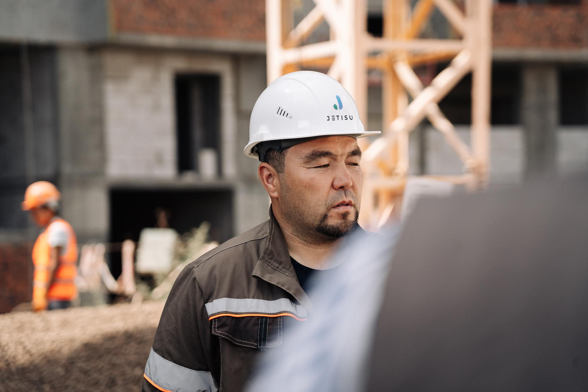 Фотоотчет: строительство жилого комплекса «Шахристан»