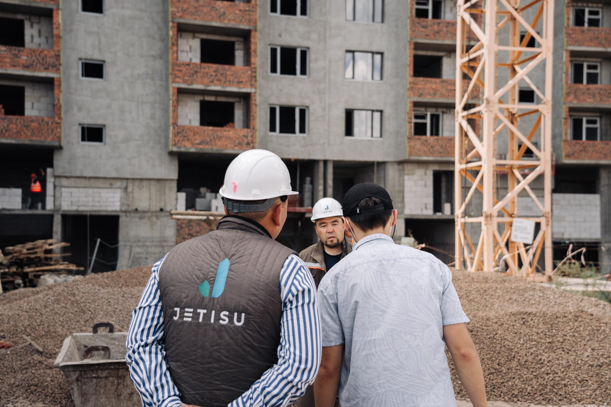 Фотоотчет: строительство жилого комплекса «Шахристан»