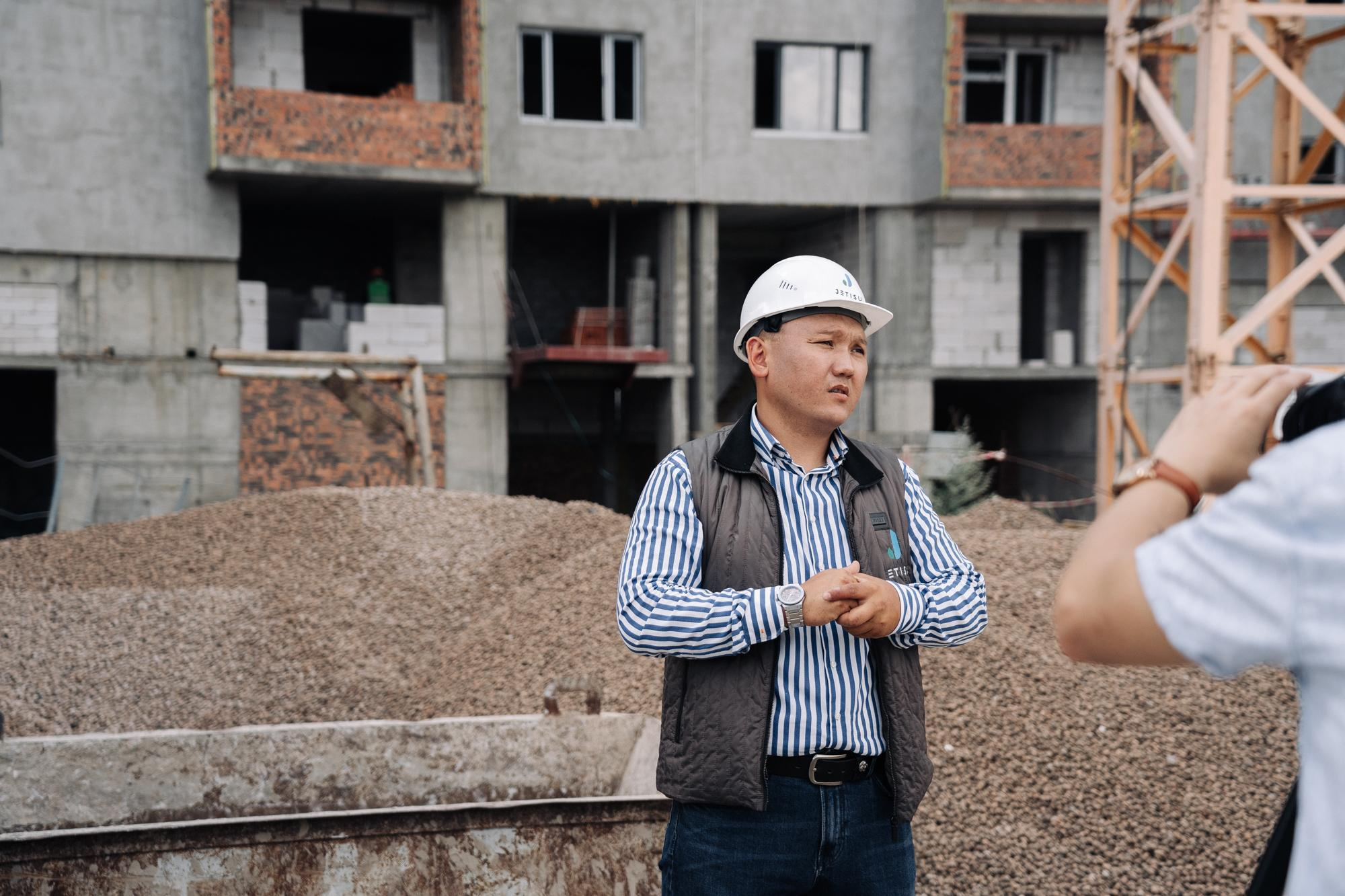 Фотоотчет: строительство жилого комплекса «Шахристан»