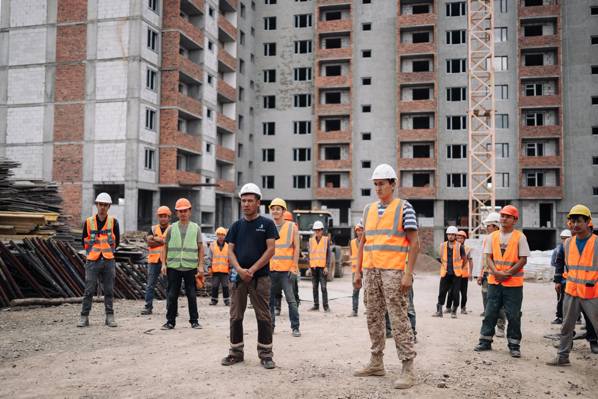 Фотоотчет: строительство жилого комплекса «Шахристан»