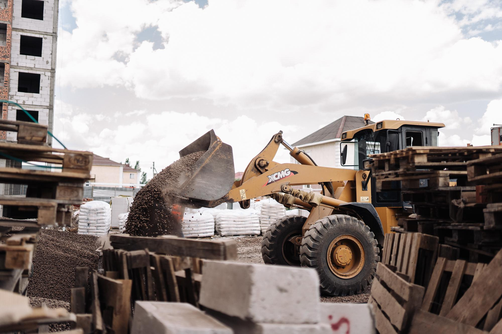 Фотоотчет: строительство жилого комплекса «Шахристан»