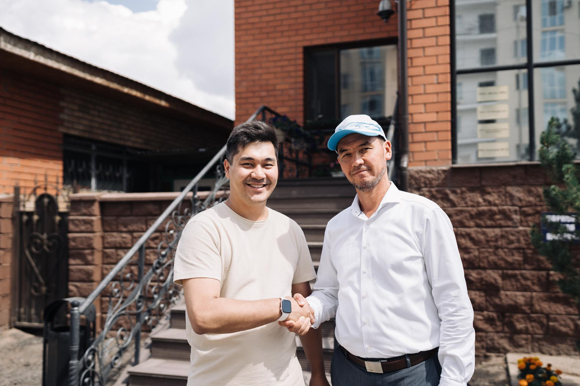 Фотоотчет: строительство жилого комплекса «Шахристан»