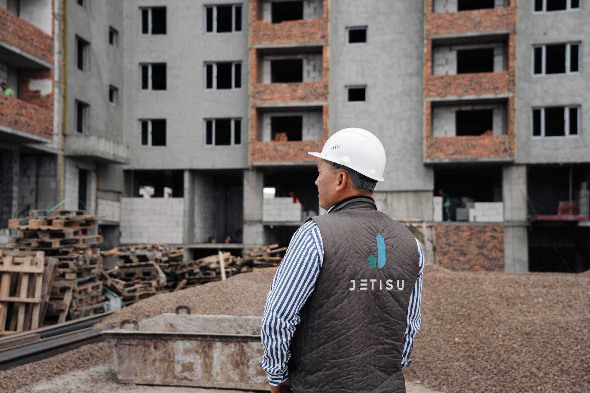 Фотоотчет: строительство жилого комплекса «Шахристан»