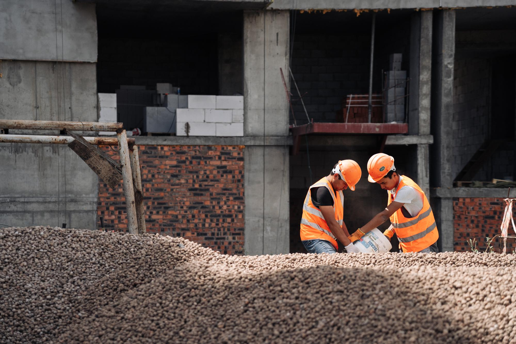 Фотоотчет: строительство жилого комплекса «Шахристан»