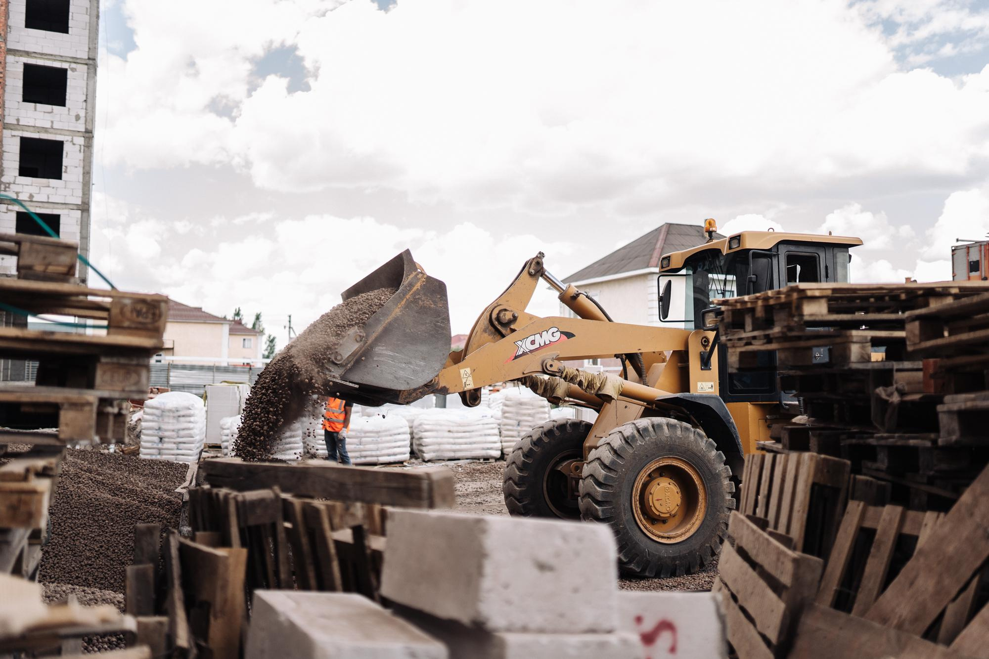 Фотоотчет: строительство жилого комплекса «Шахристан»