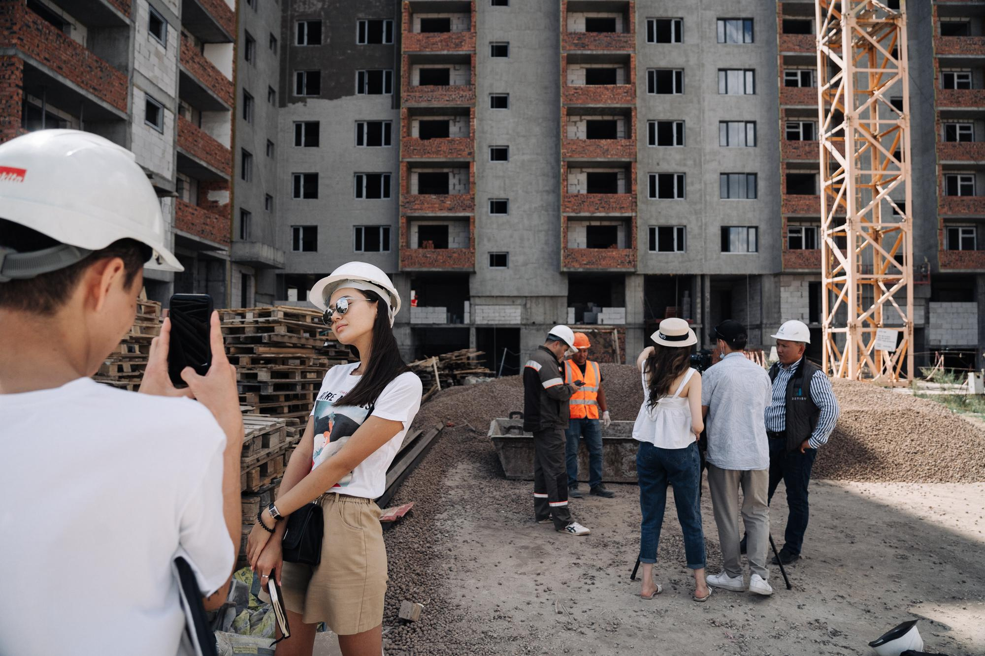 Фотоотчет: строительство жилого комплекса «Шахристан»