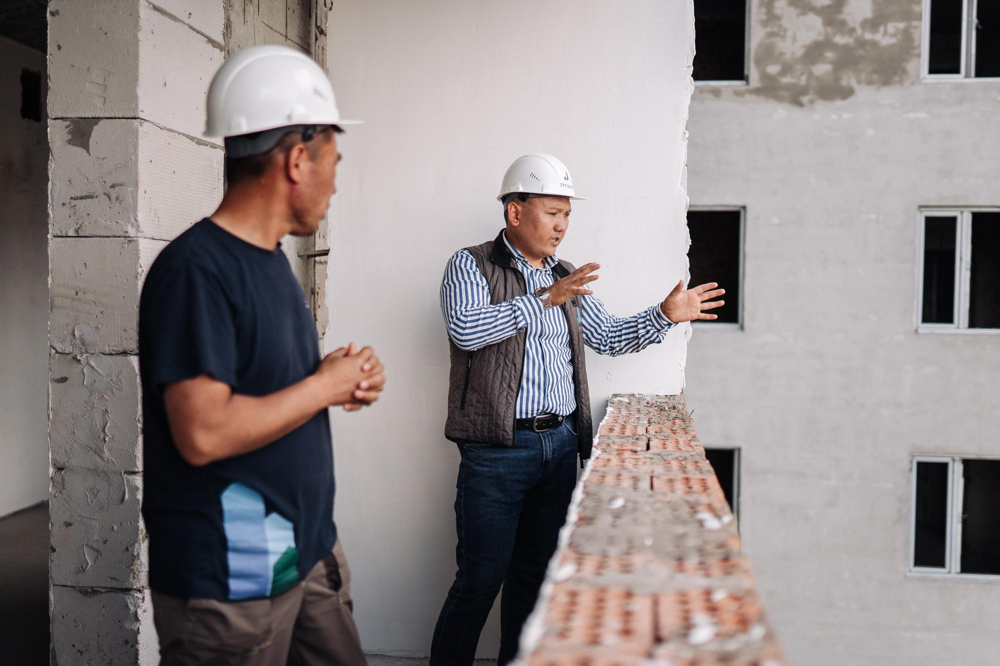 Фотоотчет: строительство жилого комплекса «Шахристан»