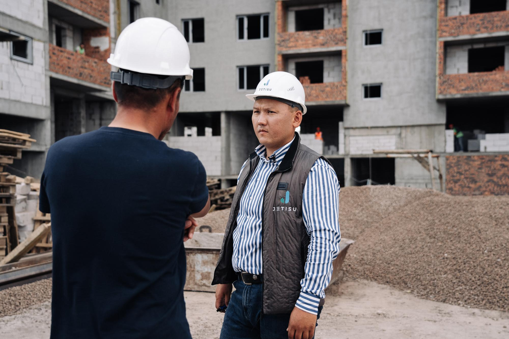 Фотоотчет: строительство жилого комплекса «Шахристан»