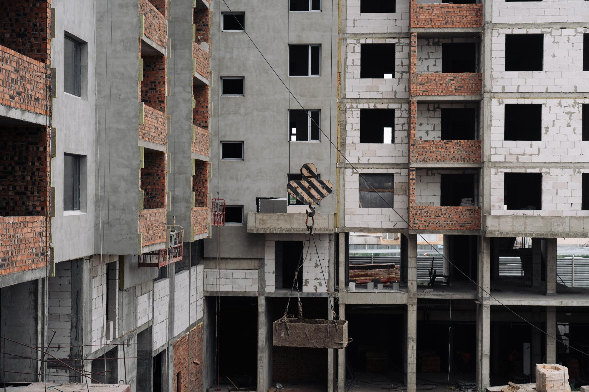 Фотоотчет: строительство жилого комплекса «Шахристан»