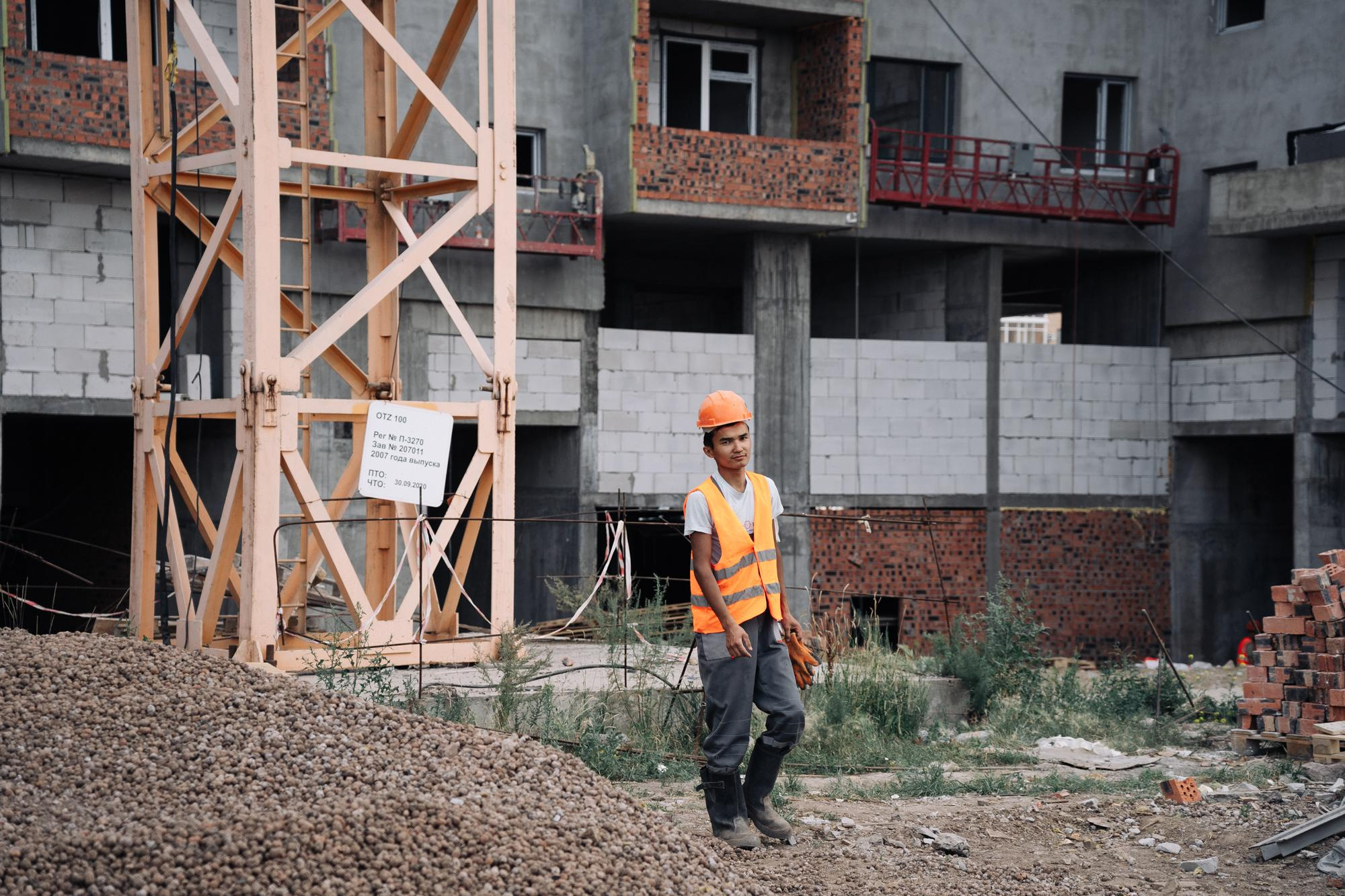 Фотоотчет: строительство жилого комплекса «Шахристан»