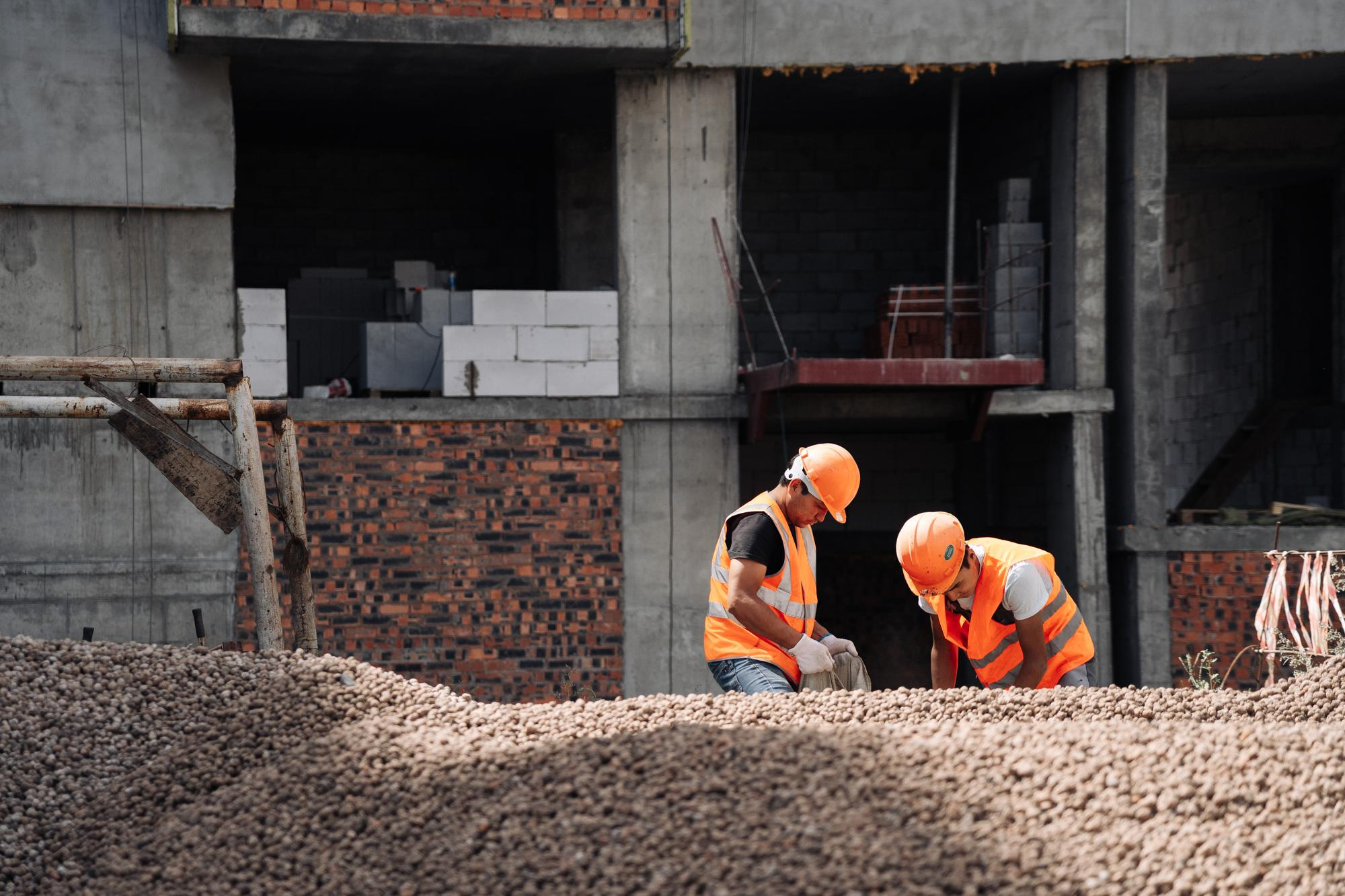 Фотоотчет: строительство жилого комплекса «Шахристан»